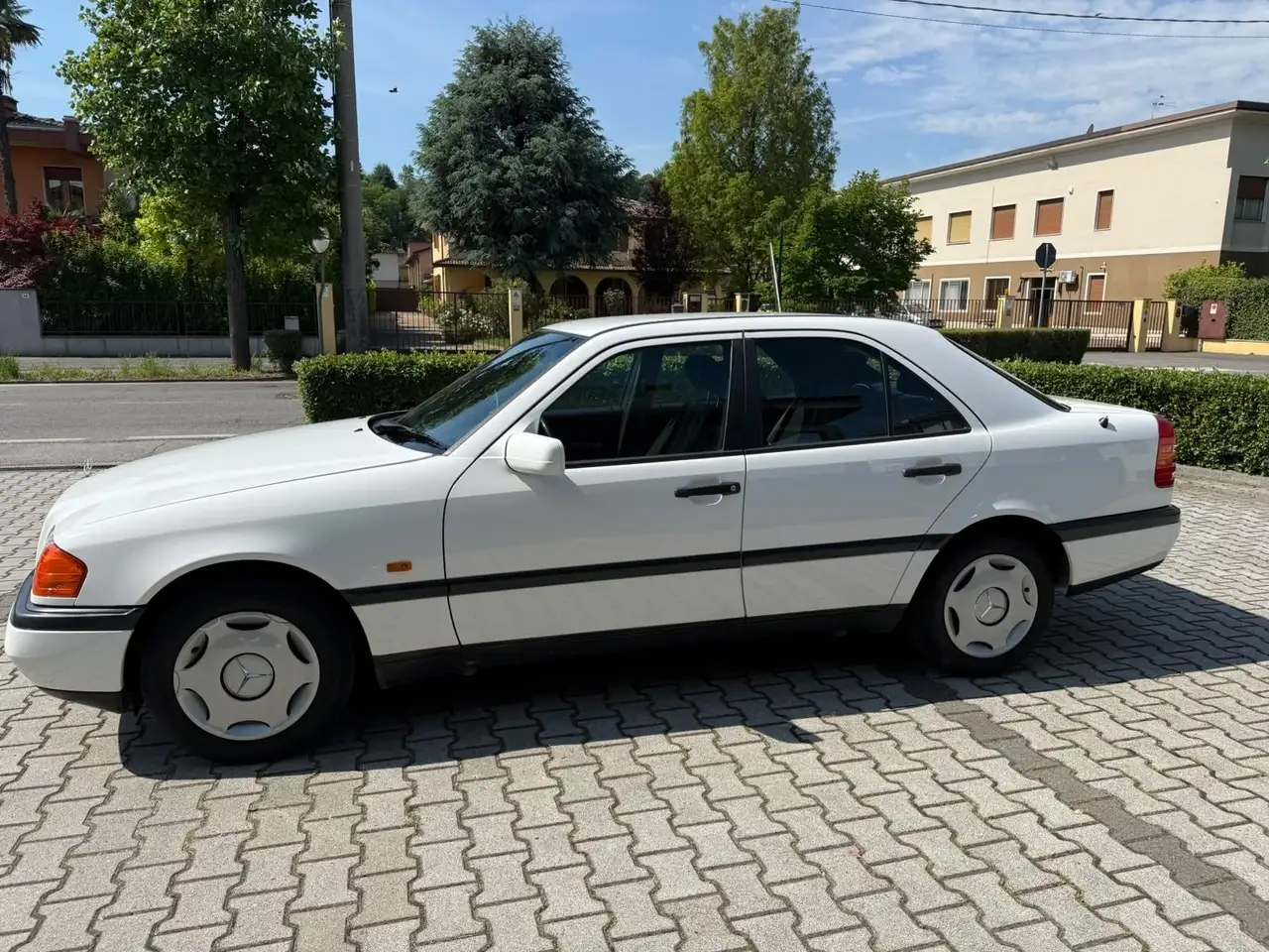 Mercedes-Benz C 180 Classic c/2airbag, foto 2