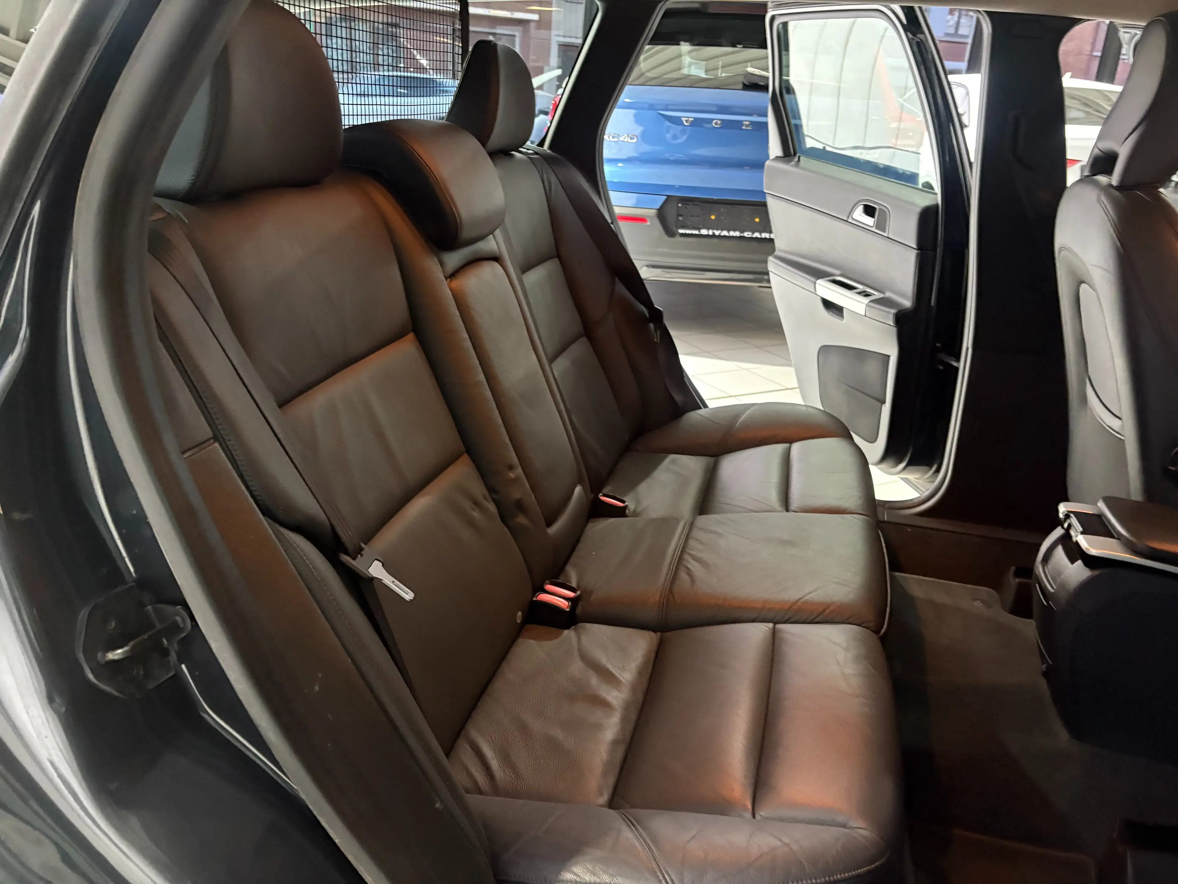 Volvo V50 V50 1.6 D *CUIR * PDC * SIEGE CHAUFF * 1ER PROP * — photo 9