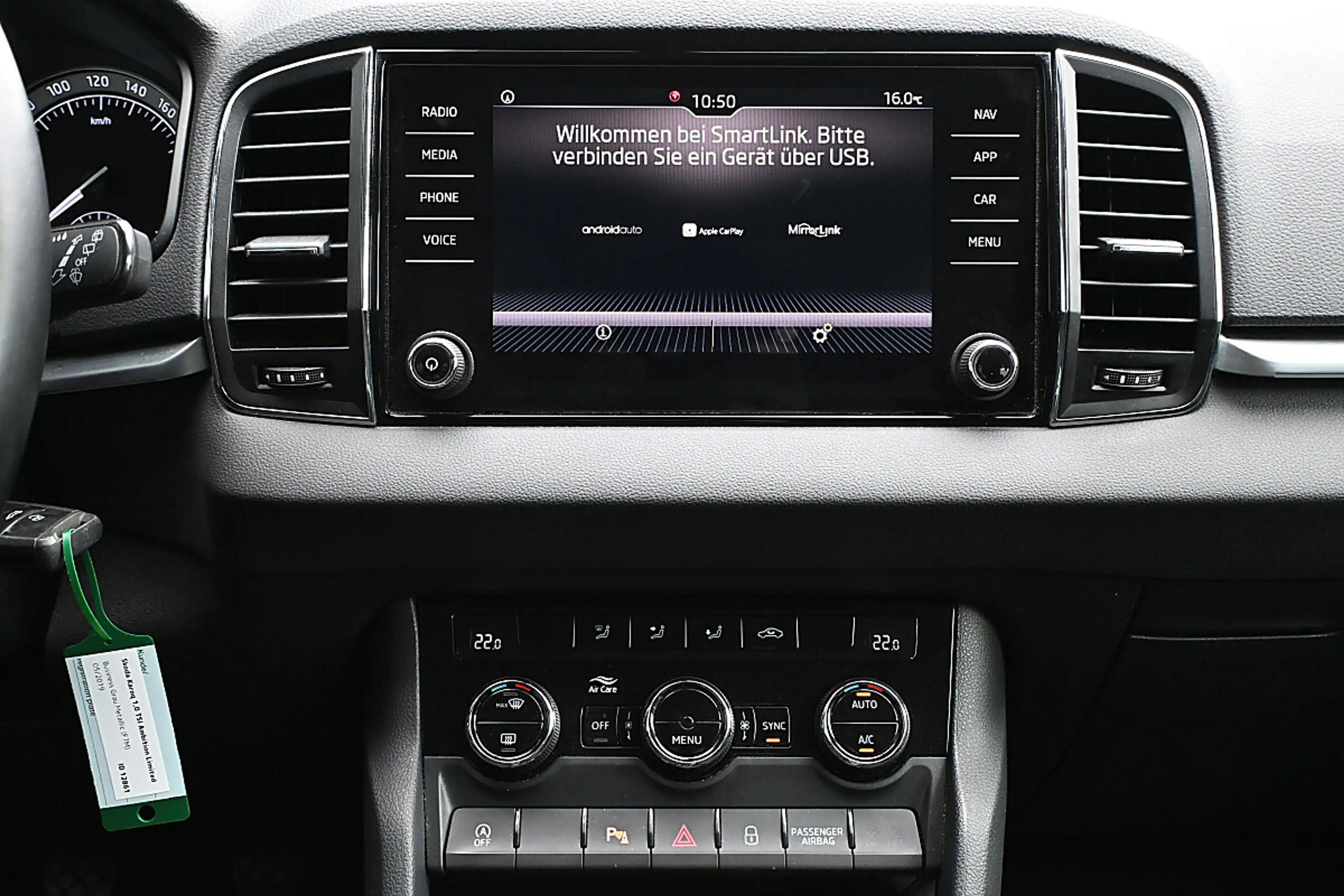 Skoda Karoq 1,0 TSI Ambition Limited Navi Amundsen, Kamera,... — photo 13