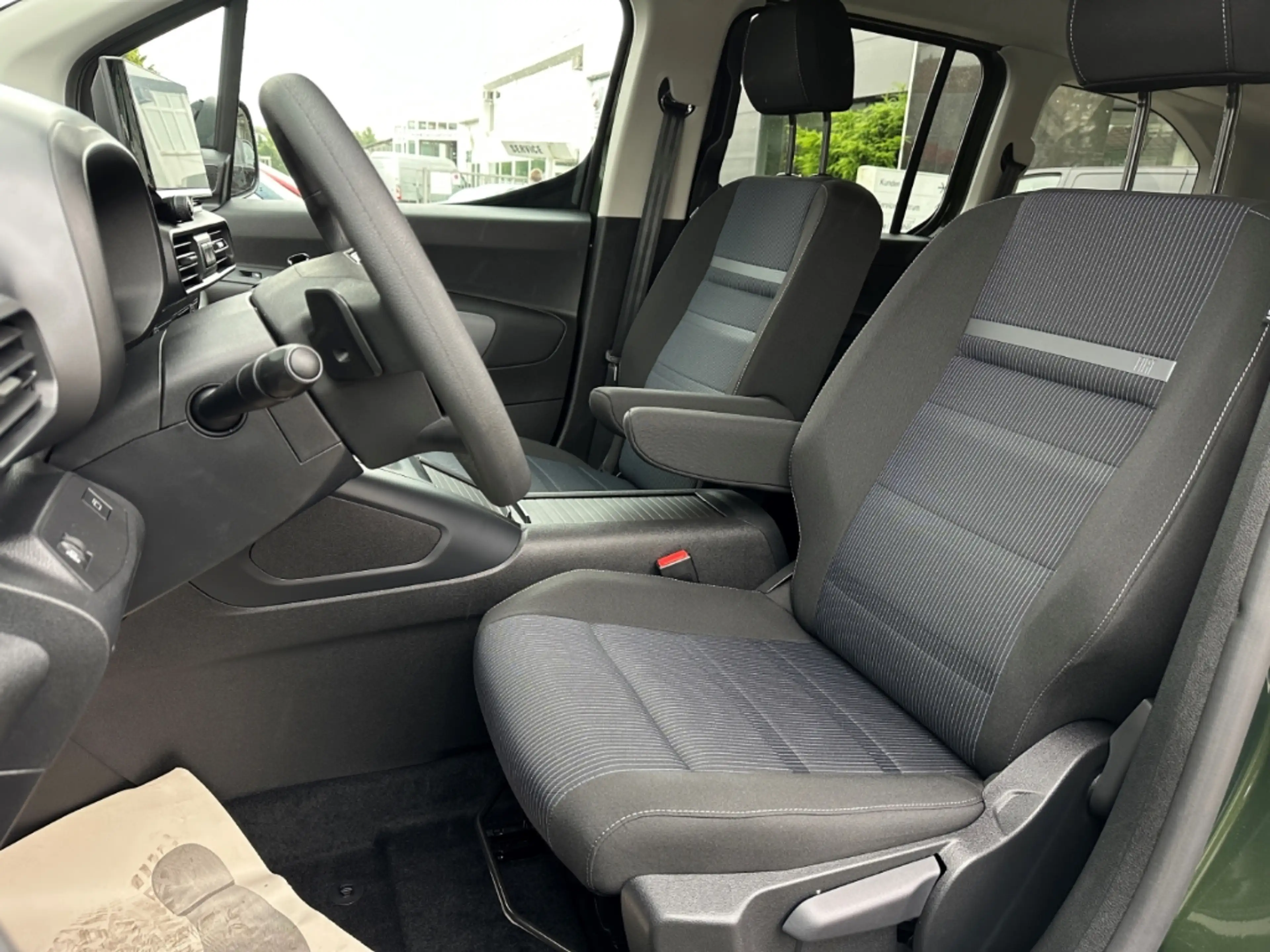 Fiat Qubo L 7 Sitzer 130PS ICON Klima Tempomat Alu — photo 15