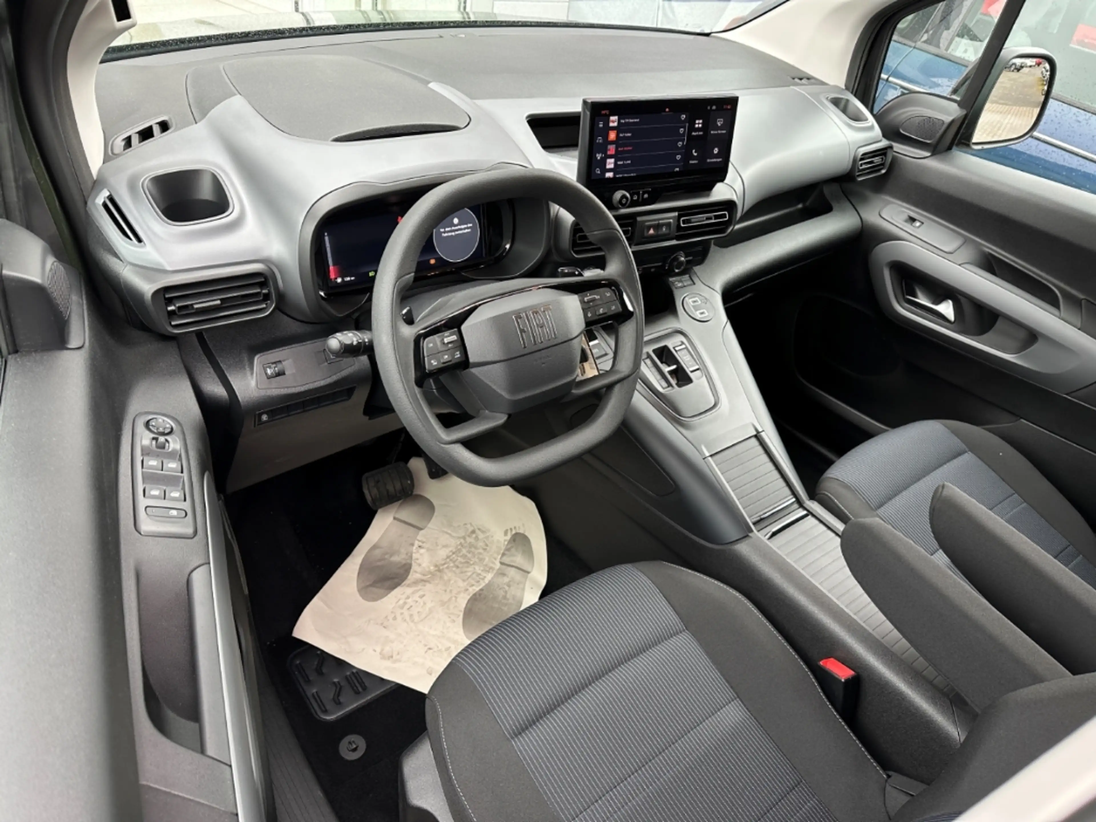 Fiat Qubo L 7 Sitzer 130PS ICON Klima Tempomat Alu — photo 5