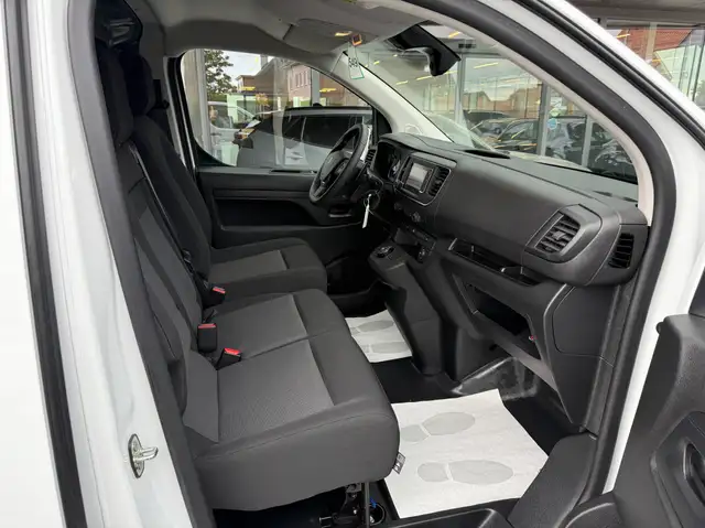 Peugeot Expert view 30