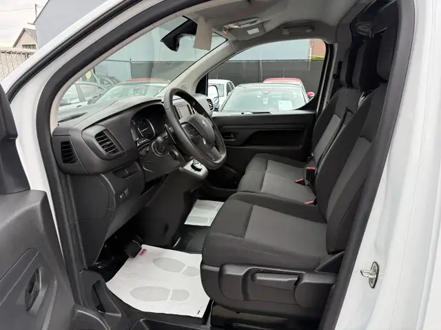 Peugeot Expert view 12