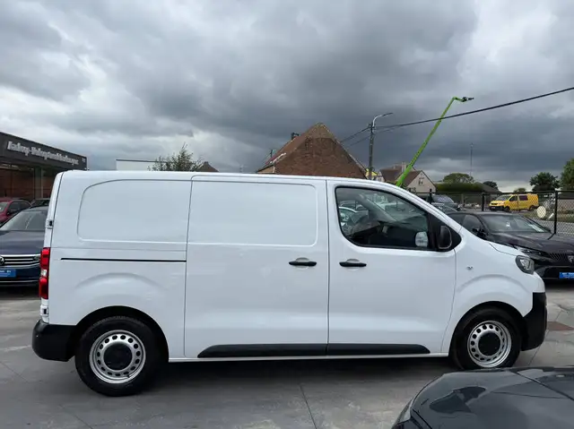 Peugeot Expert view 4