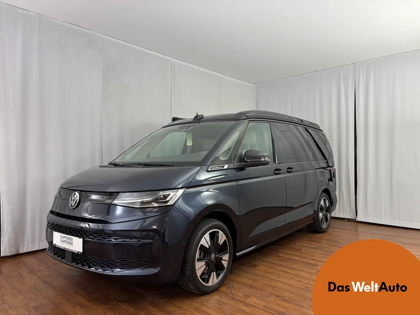Volkswagen T6 California VW T6 California Beach eHybrid 180 kW 4M Blauw - 1