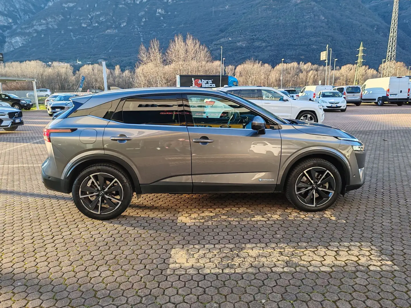 Nissan Qashqai Qashqai III 2021 1.5 e-power Tekna 2wd Grau - 2