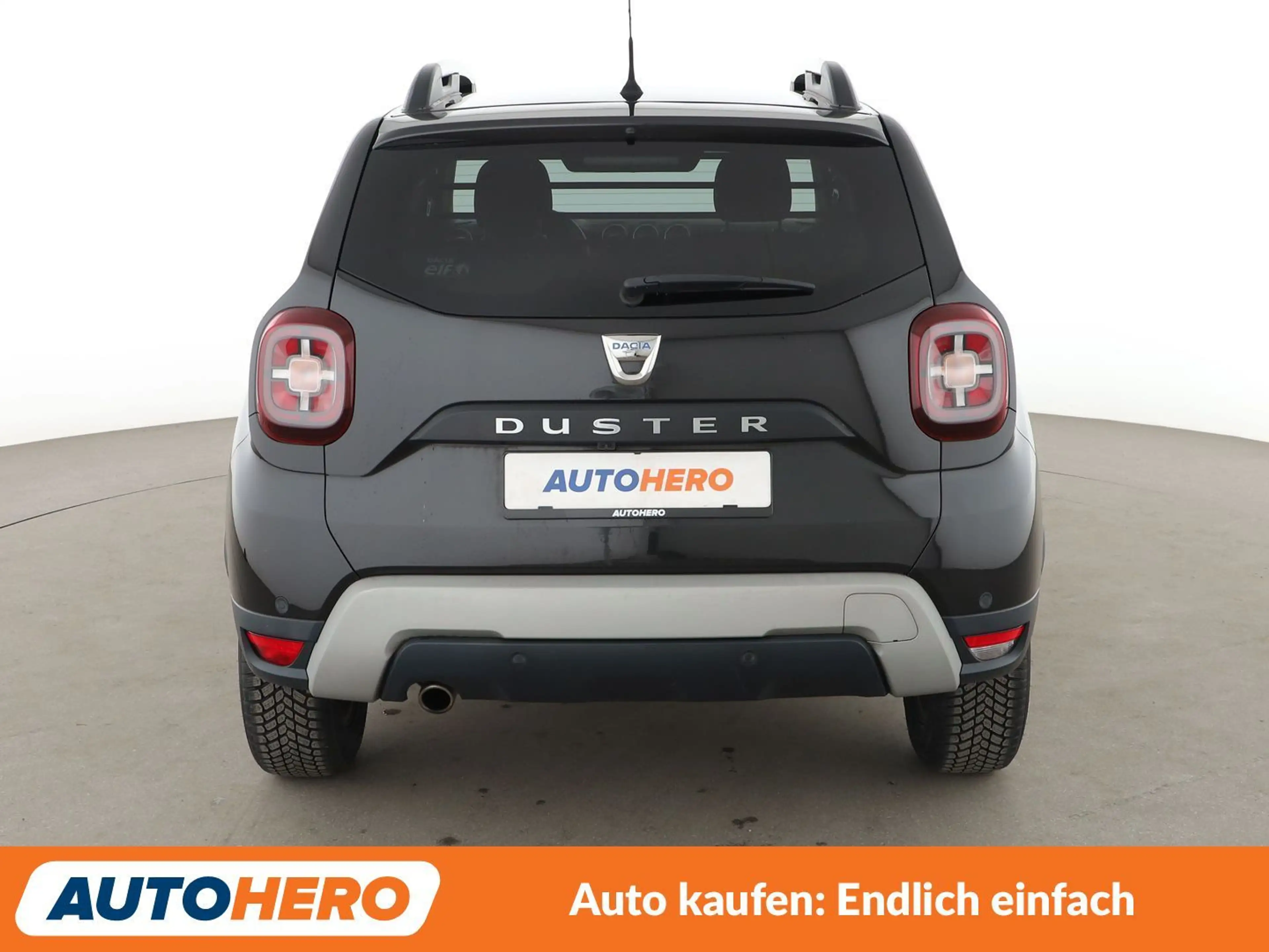 Dacia Duster 1.6 SCe Comfort — photo 5