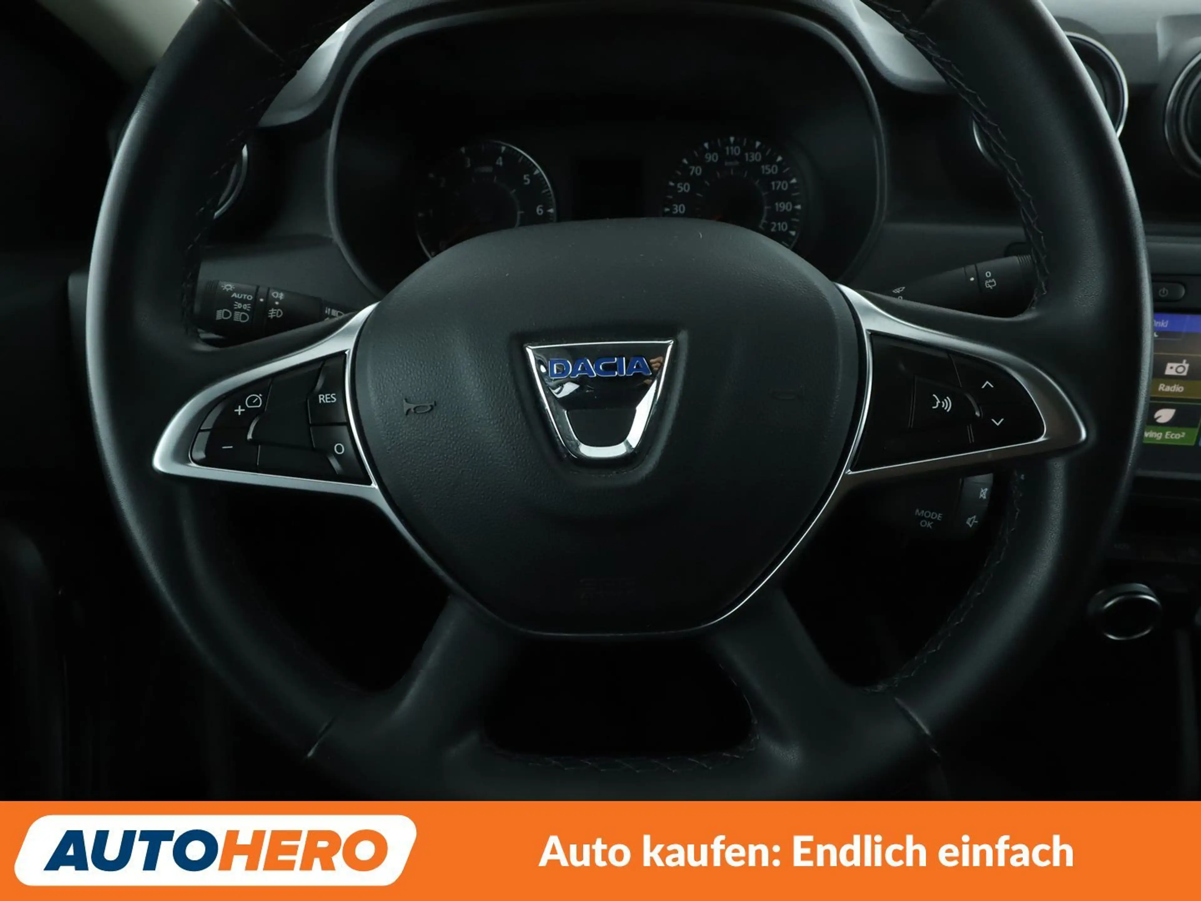 Dacia Duster 1.6 SCe Comfort — photo 19