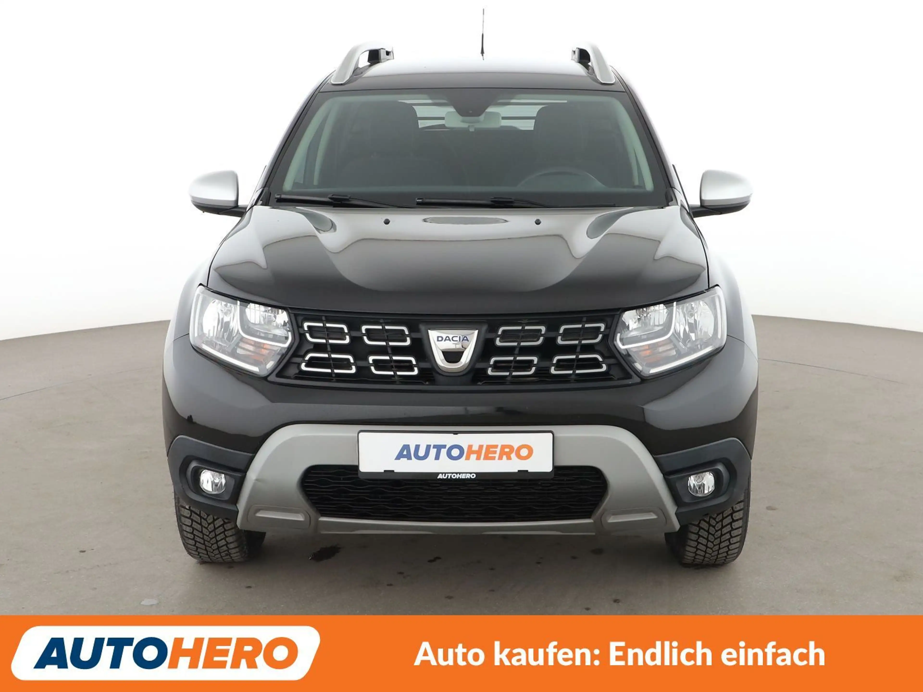 Dacia Duster 1.6 SCe Comfort — photo 9