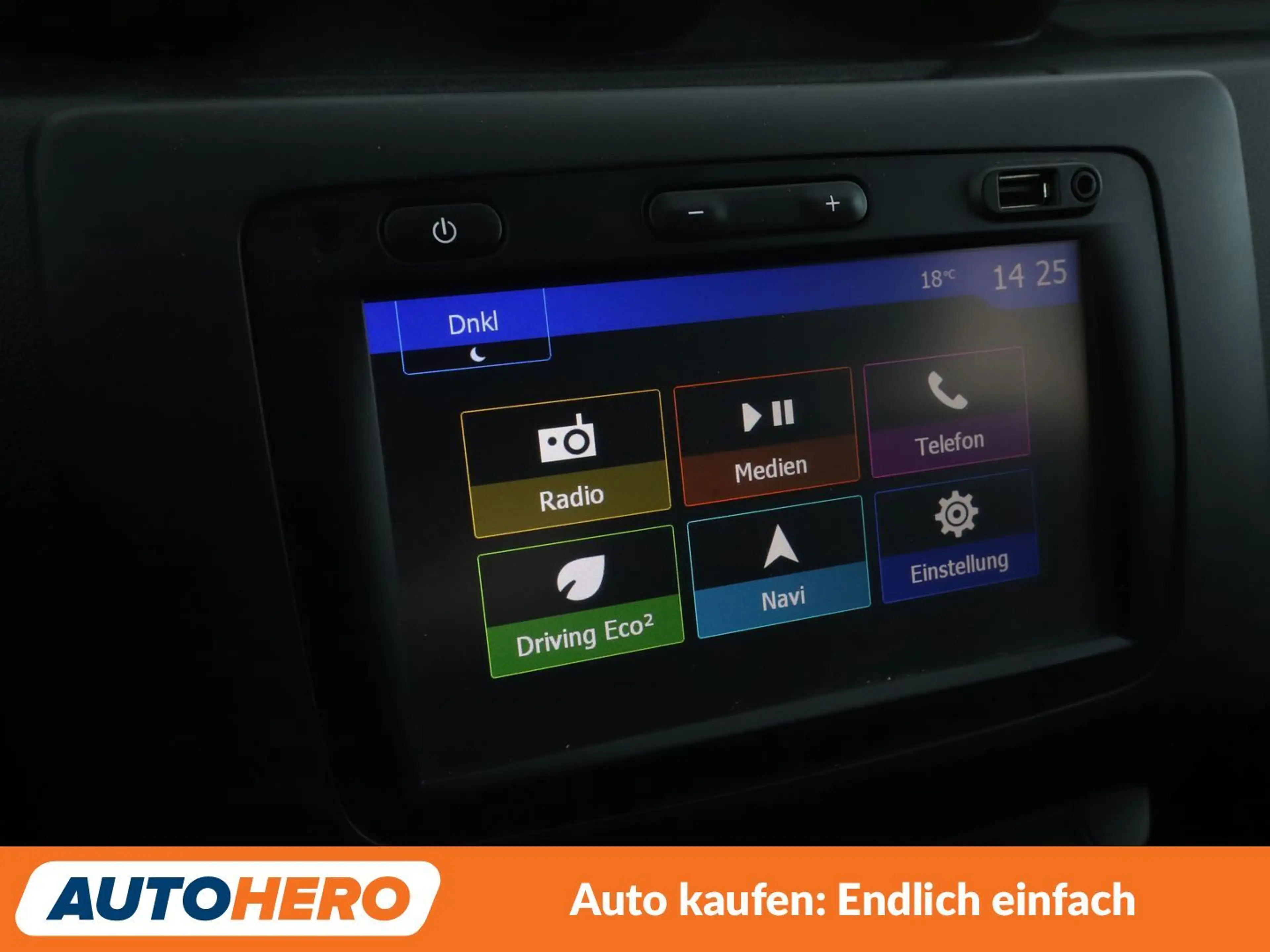 Dacia Duster 1.6 SCe Comfort — photo 21