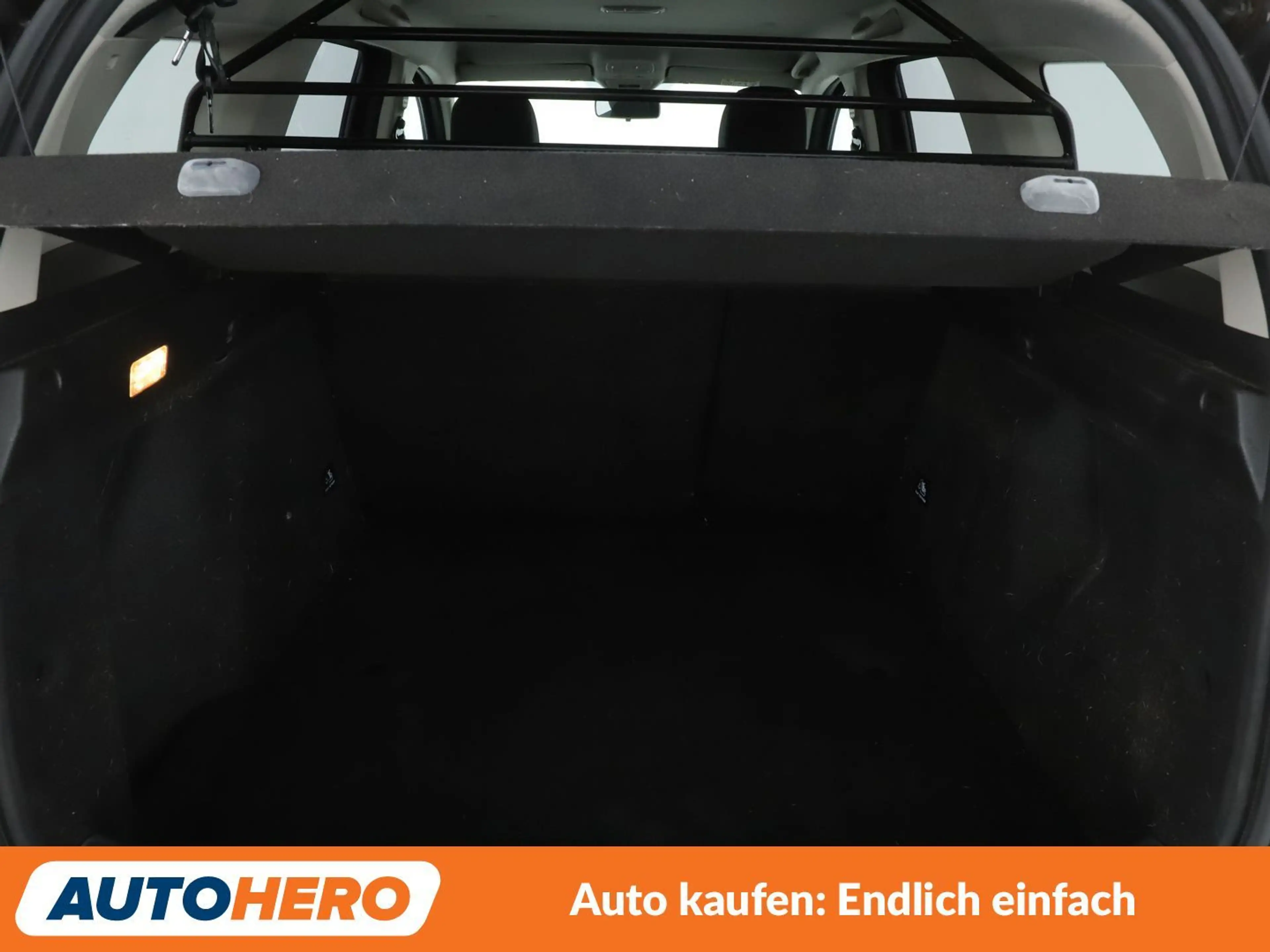 Dacia Duster 1.6 SCe Comfort — photo 17