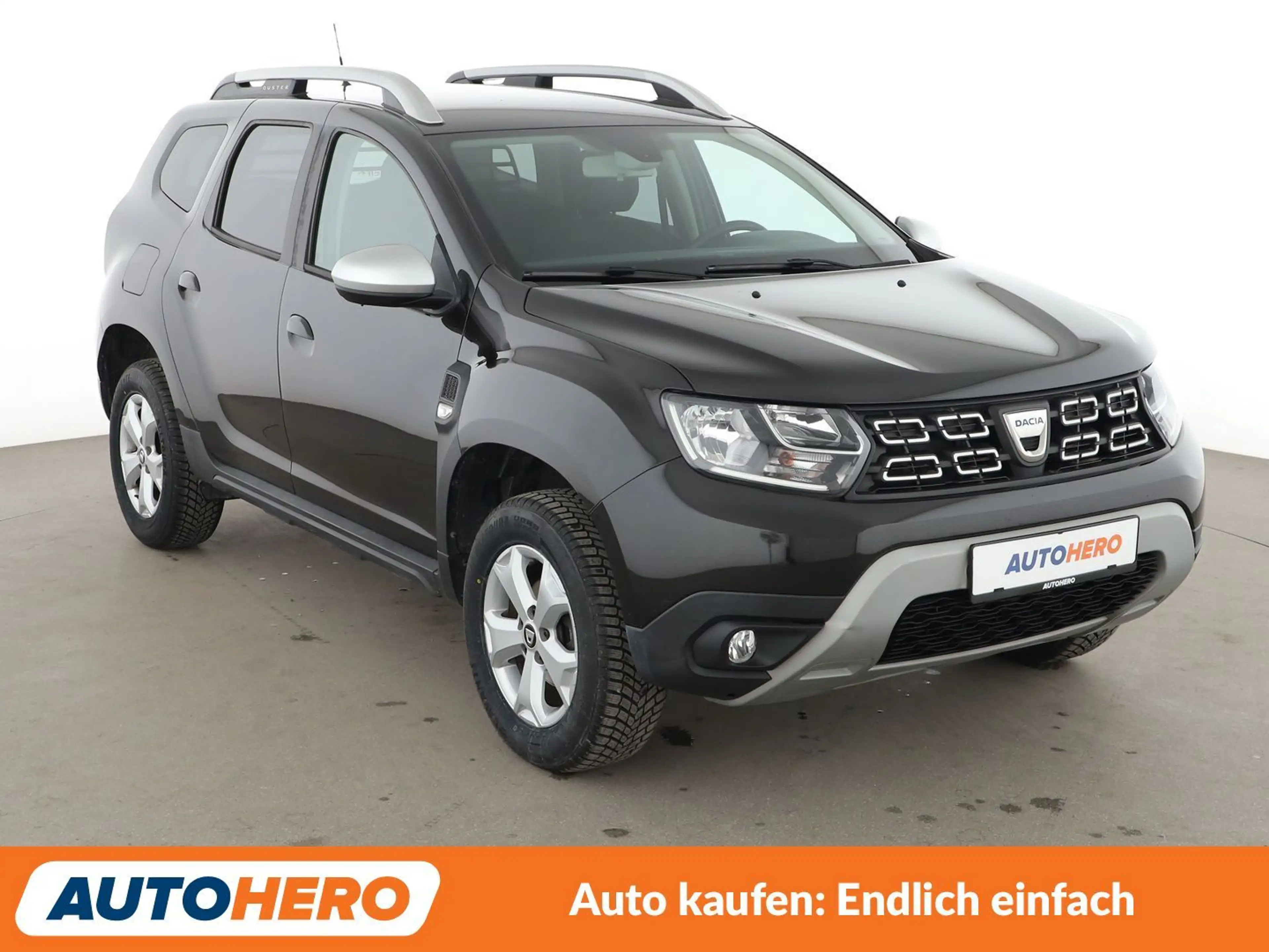 Dacia Duster 1.6 SCe Comfort — photo 8