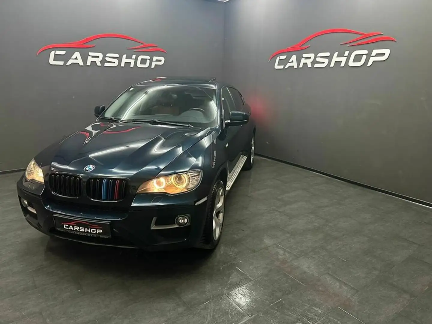 BMW X6 xDrive30d Blau - 2
