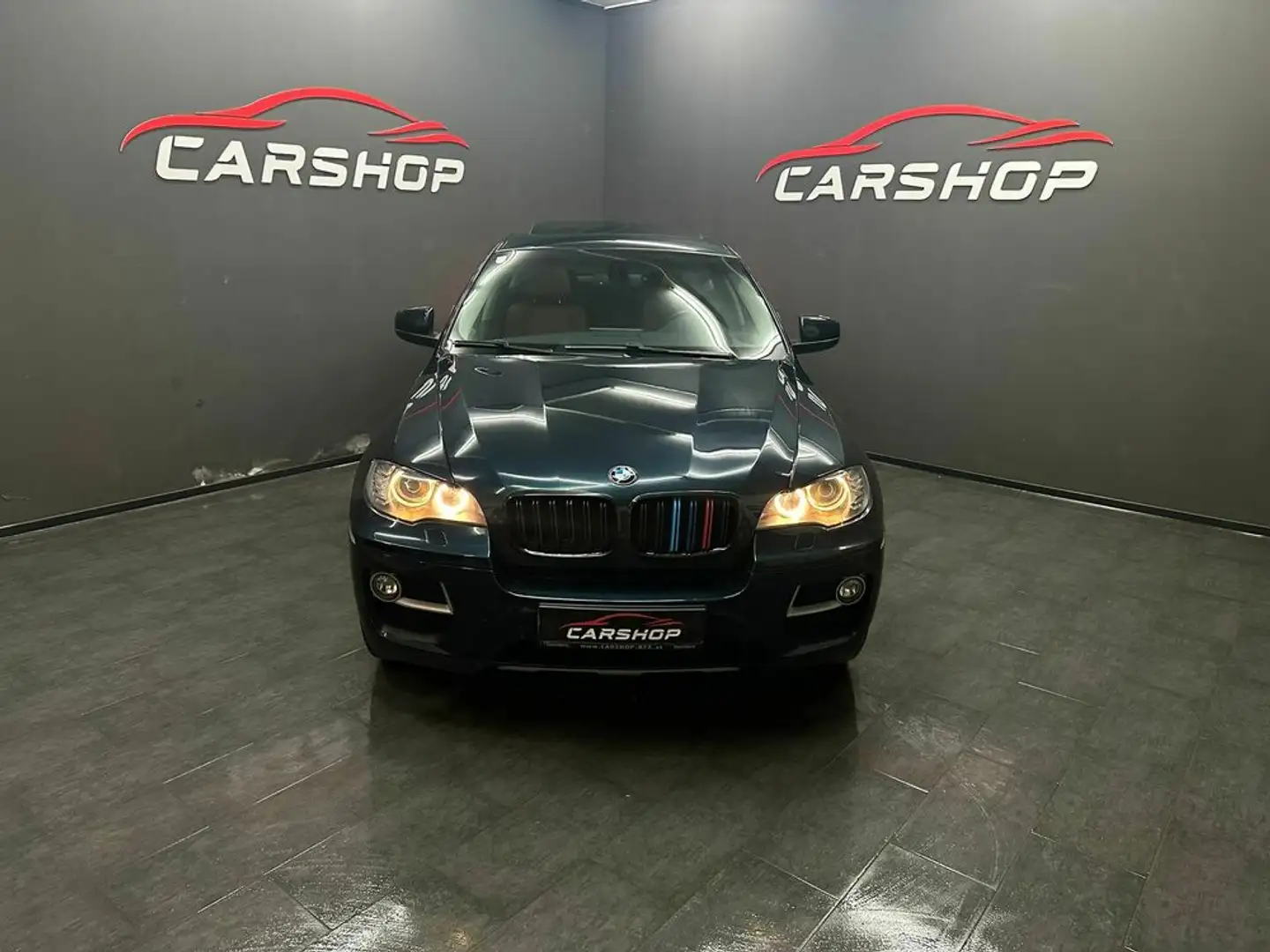 BMW X6 xDrive30d Blau - 1