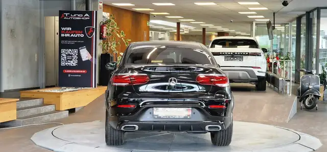 Mercedes-Benz 300 view 8