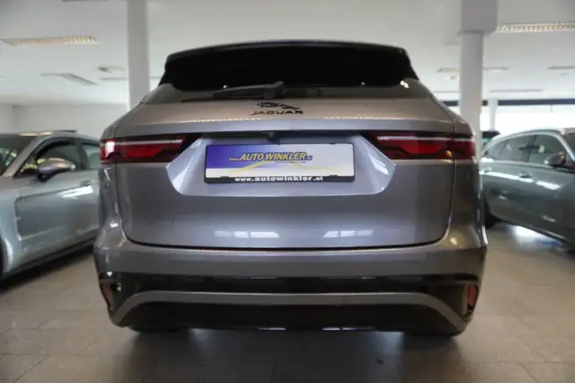 Jaguar F-Pace view 6