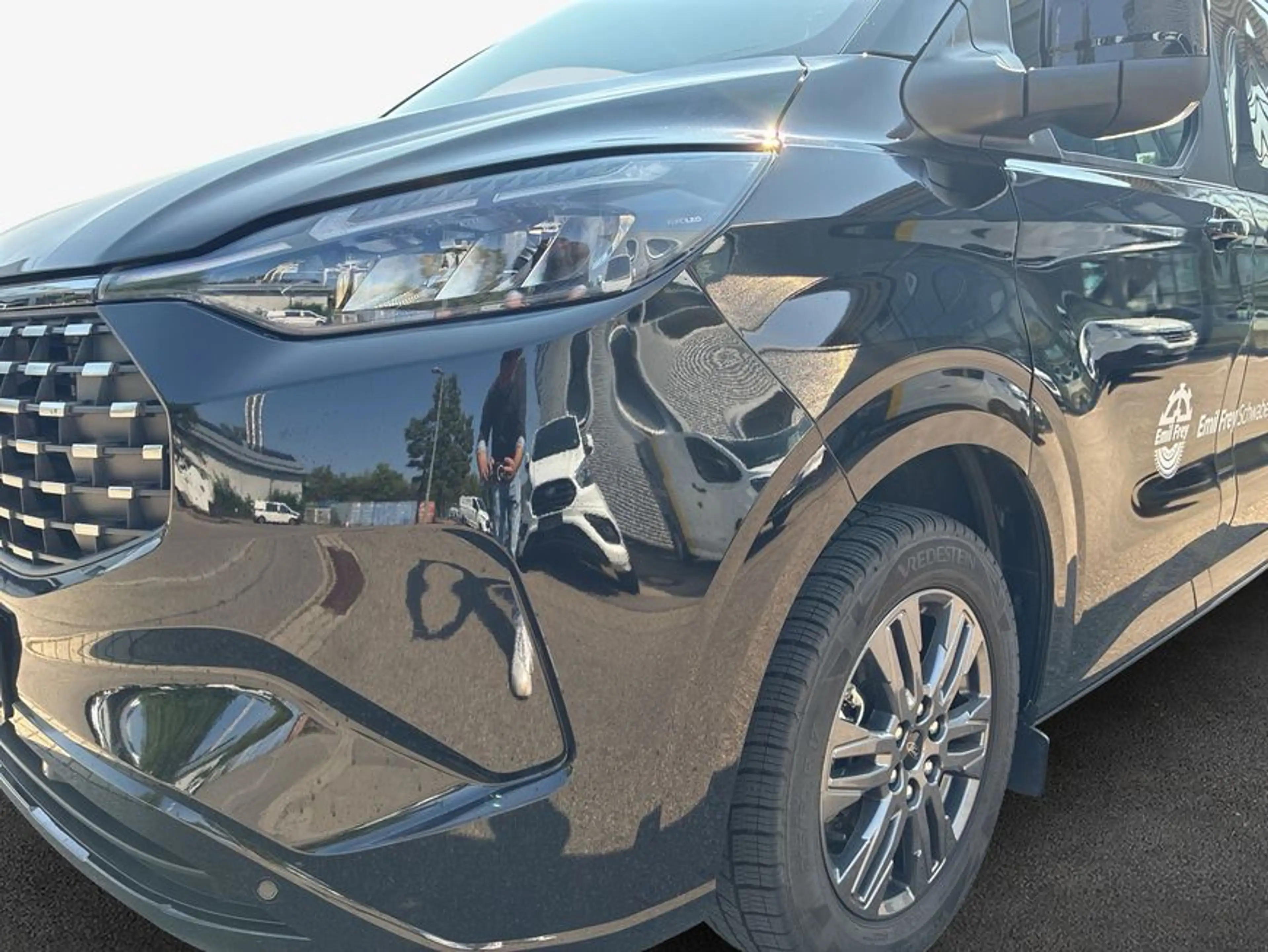 Ford Tourneo Custom 340 PHEV L1H1 VA Titanium 171 kW, 4 — photo 7