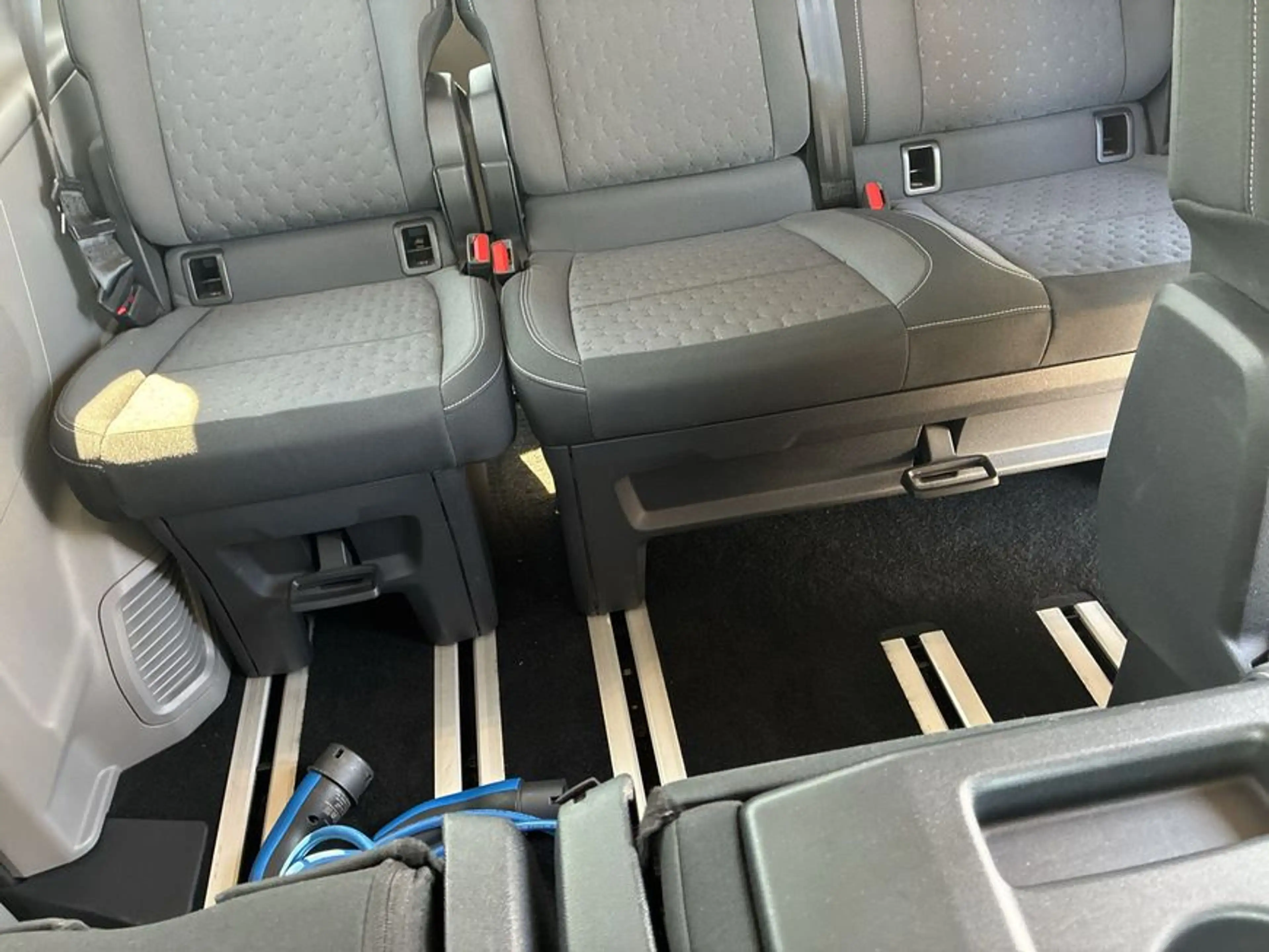 Ford Tourneo Custom 340 PHEV L1H1 VA Titanium 171 kW, 4 — photo 24