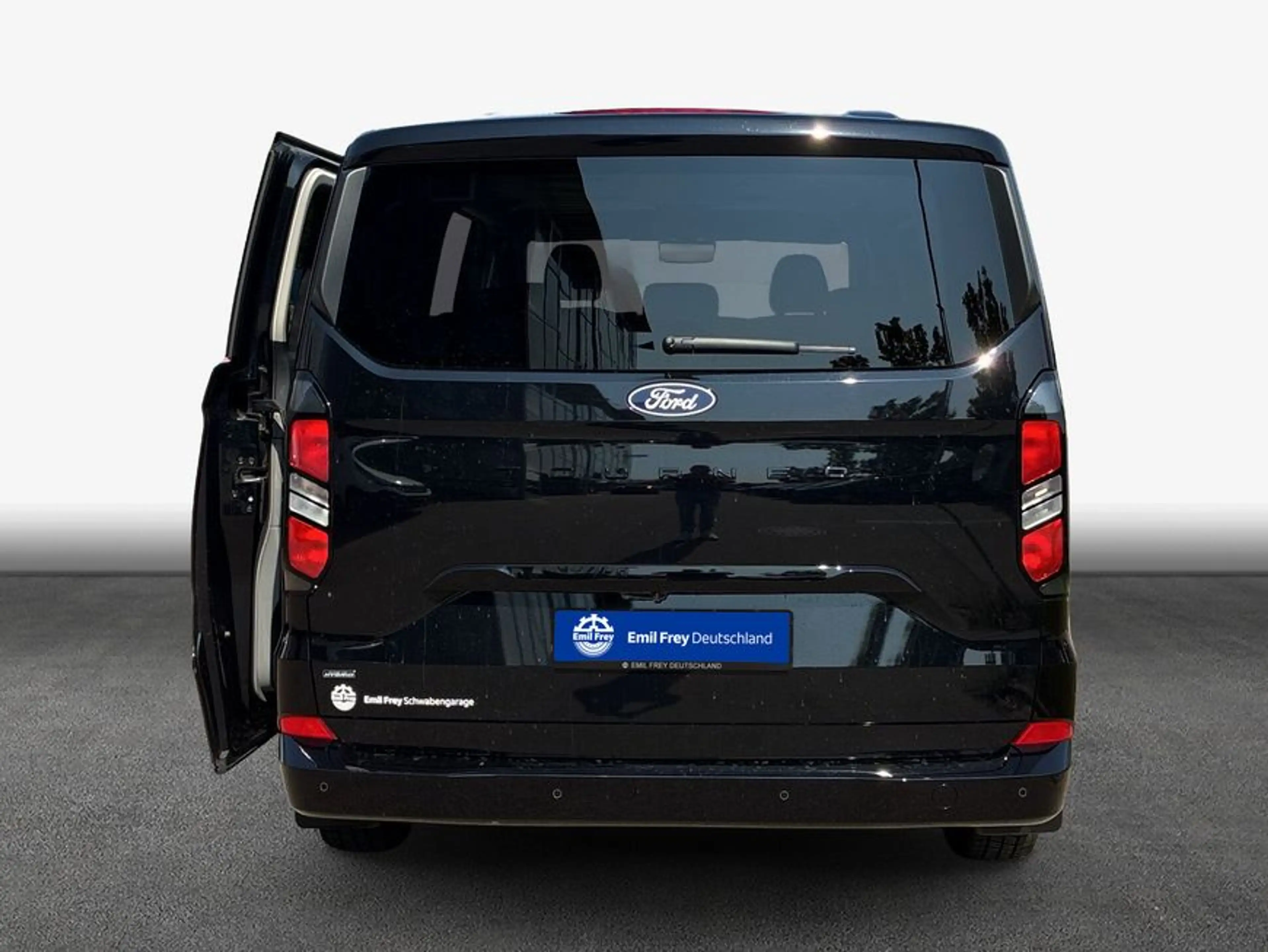 Ford Tourneo Custom 340 PHEV L1H1 VA Titanium 171 kW, 4 — photo 6