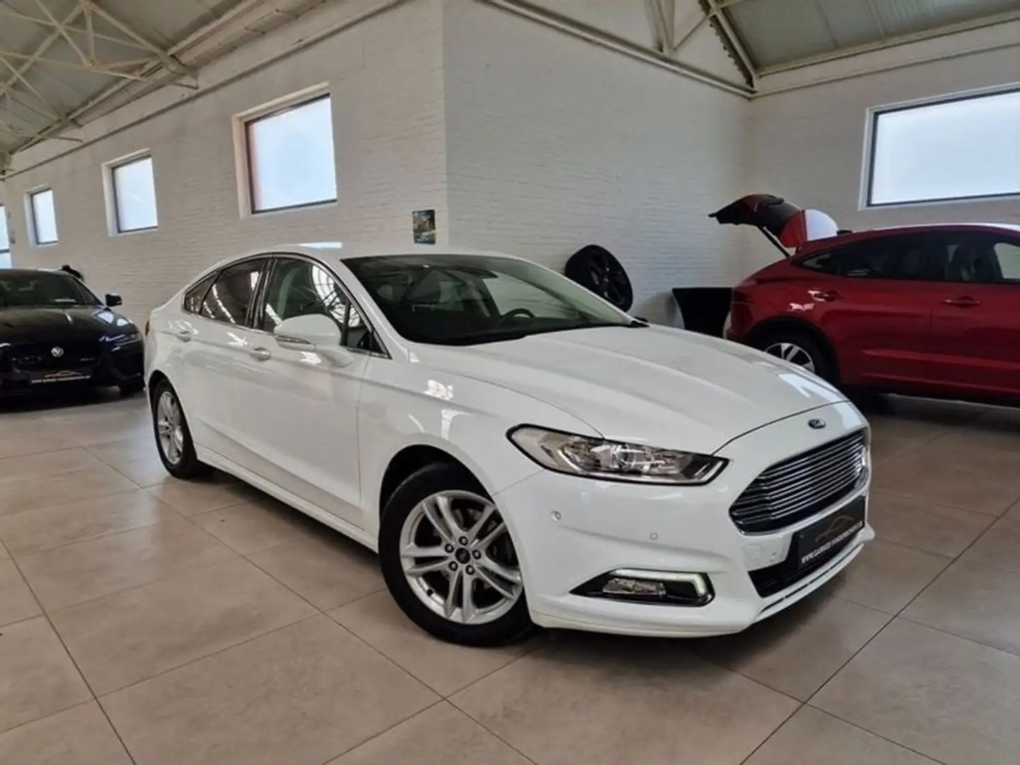 Ford Mondeo TITANIUM BENZINE Blanc - 1