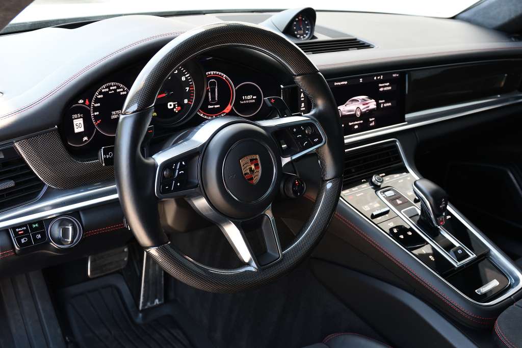 2019 Porsche Panamera