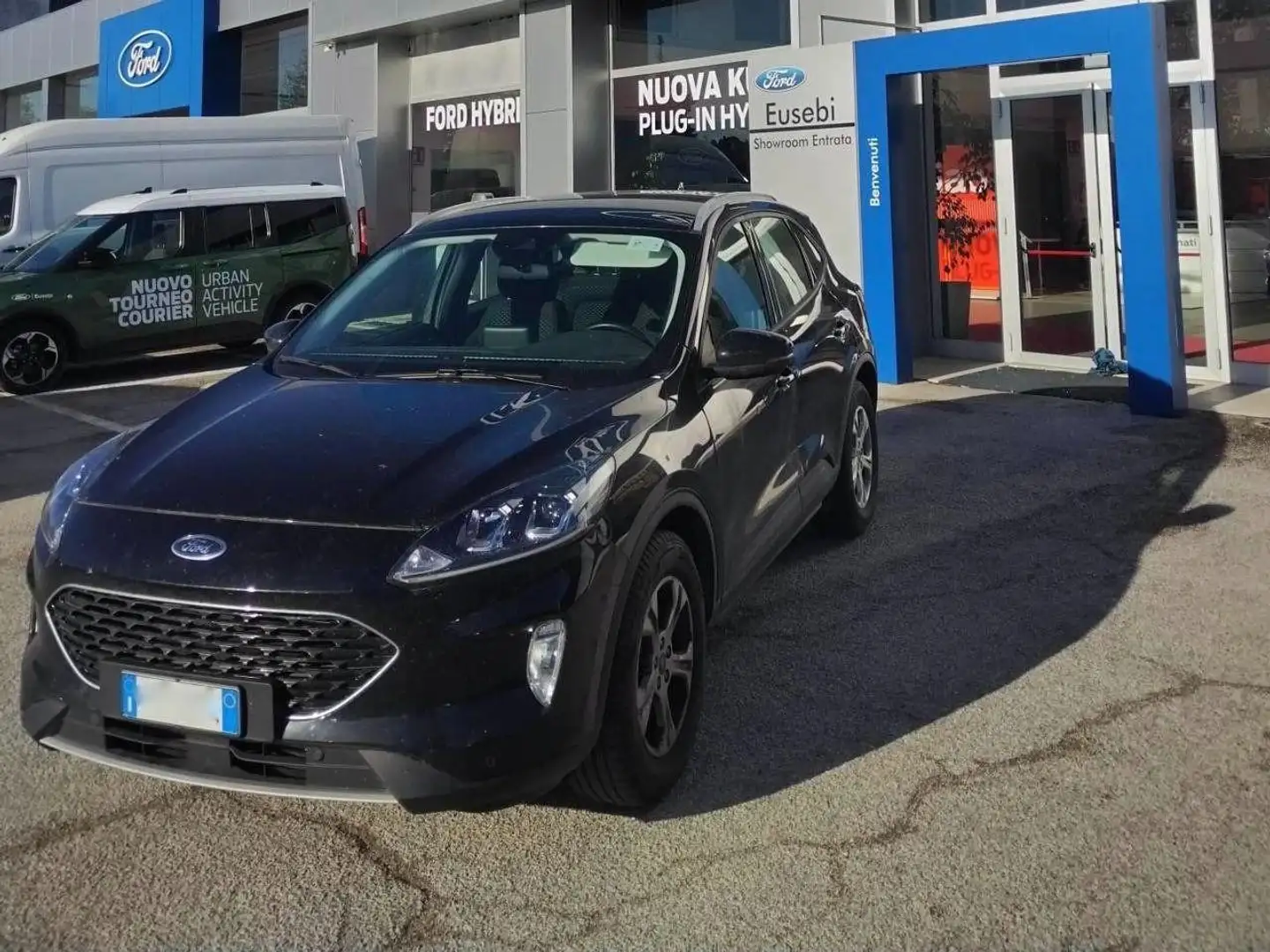 Ford Kuga 1.5 EcoBlue 120 CV 2WD Connect Negro - 1