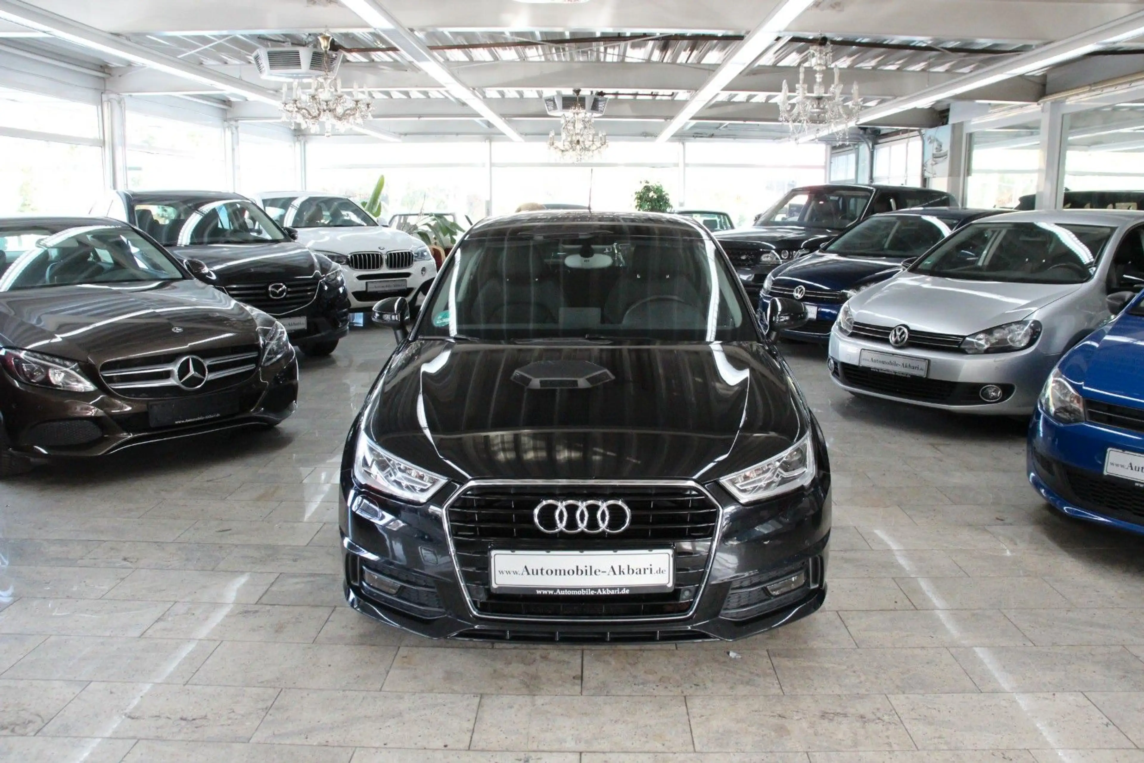 Audi A1 Sportback sport S-Line *Automatik/Vollleder* — photo 3
