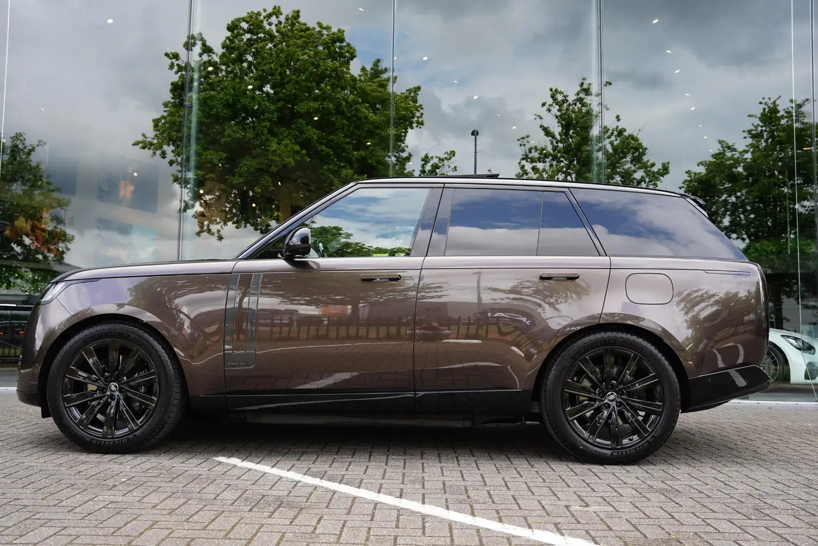Land Rover Range Rover P 550 E Autobiography VERKOCHT Hnědá - 1