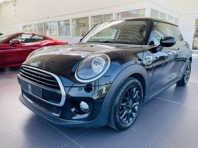 MINI Cooper 1.5 D *** GARANTIE + AIRCO + SIEGE CHAUFFANT ***