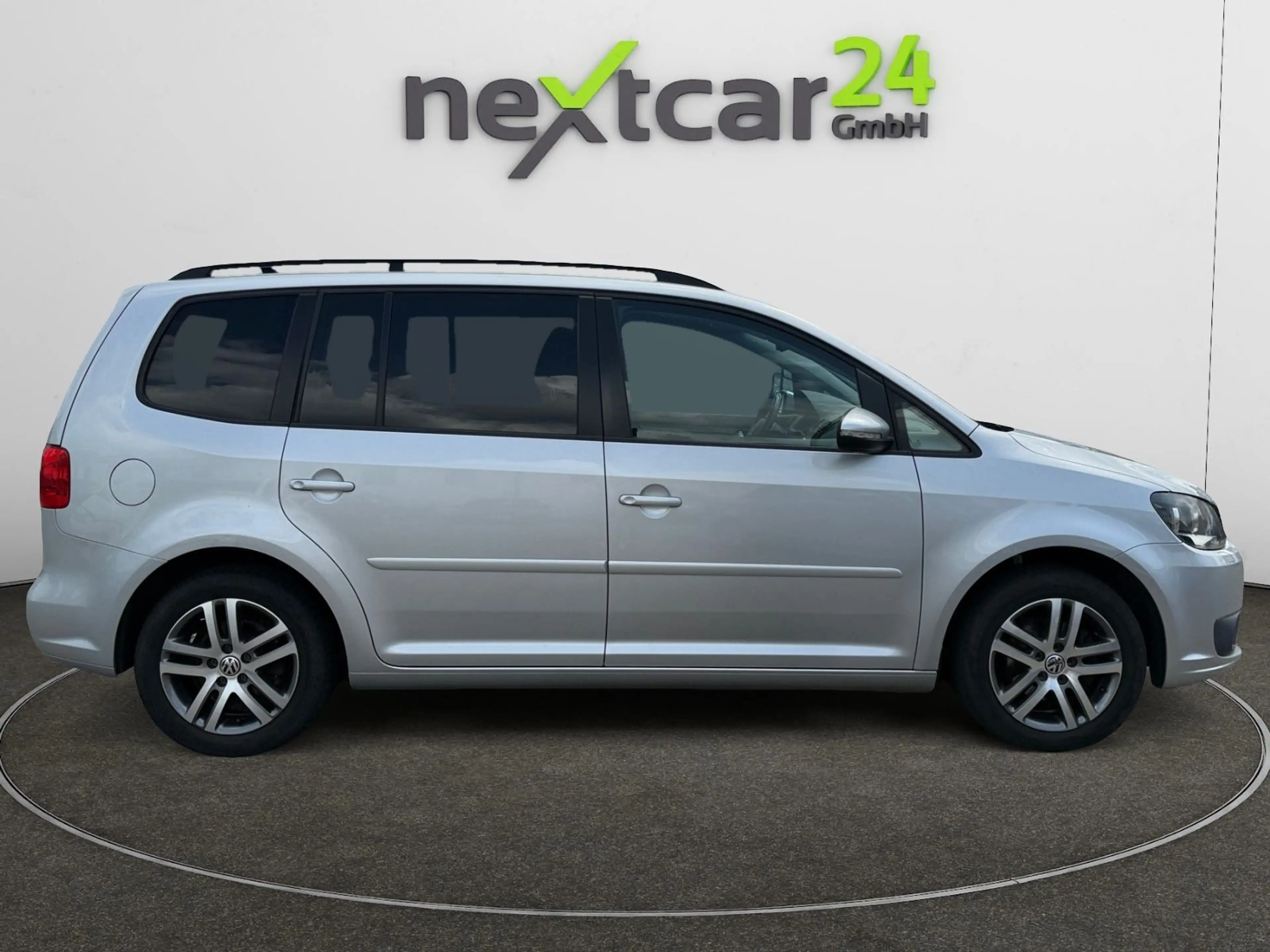 Volkswagen Touran Comfortline TDI DSG — photo 6