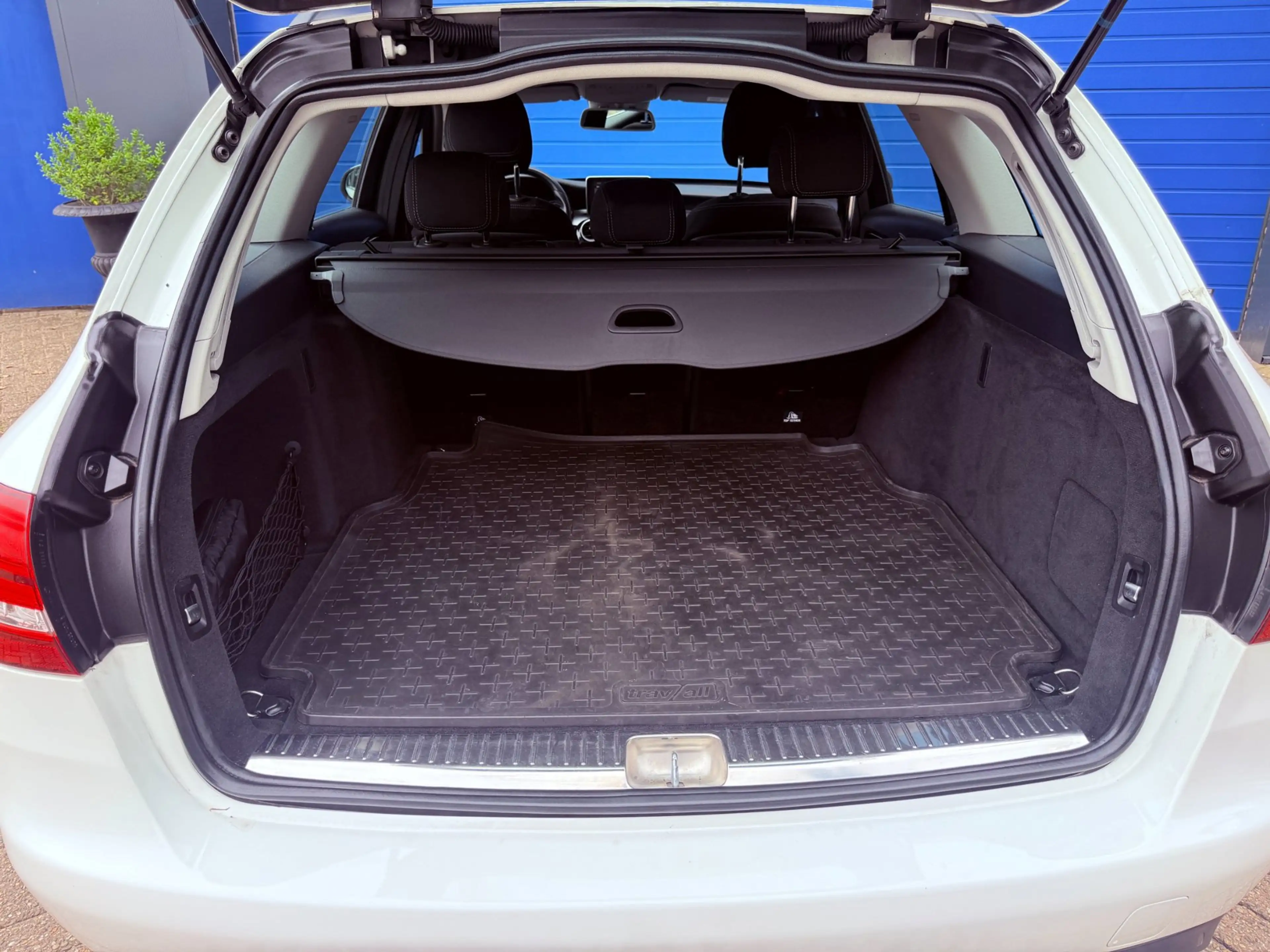 Mercedes-Benz C 200 Estate CDI Premium Plus|Navi|Climate — photo 14