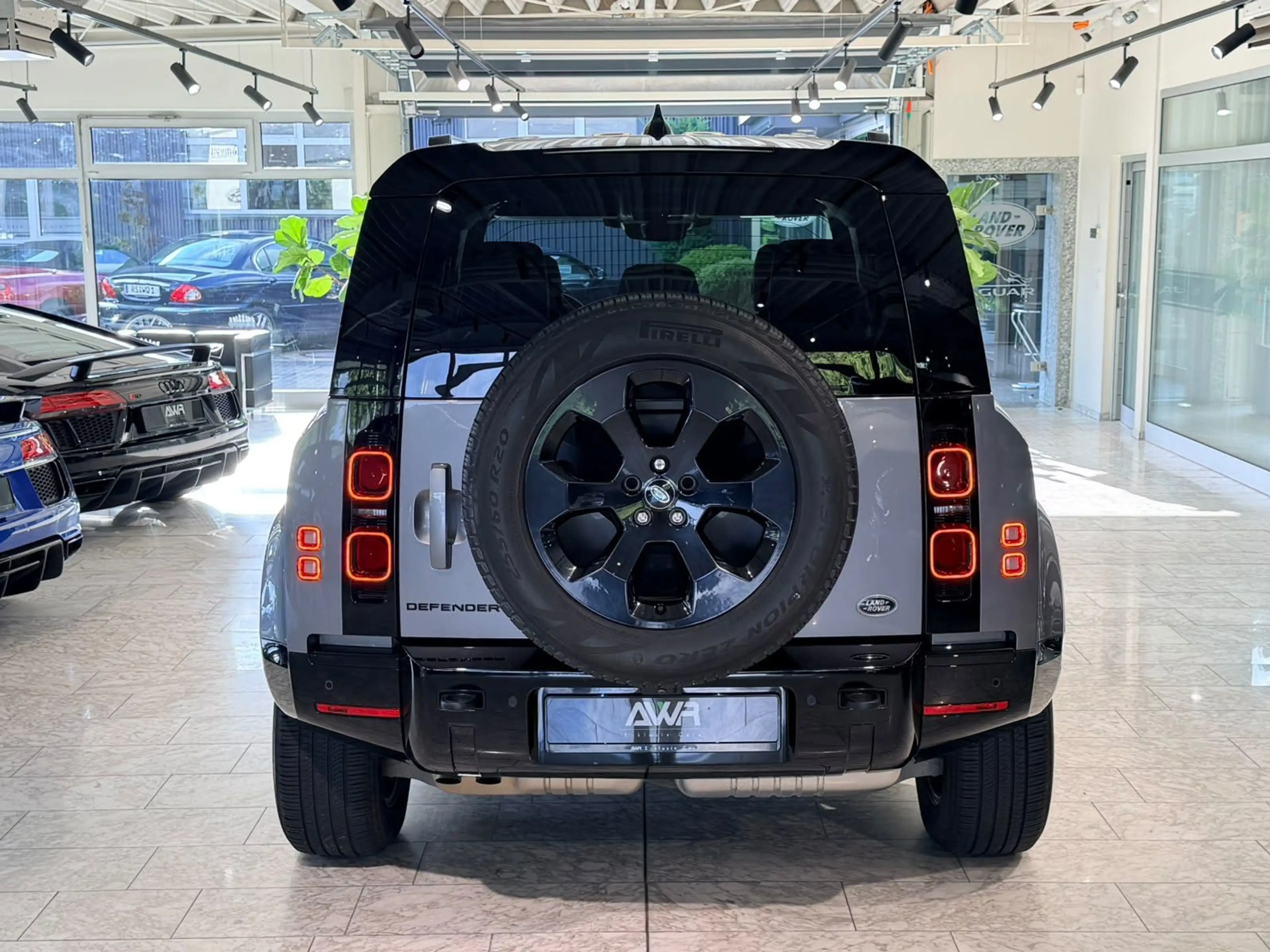 Land Rover Defender 110 X-Dynamic SE PANO*20"*SIGNATUR*360° — photo 7