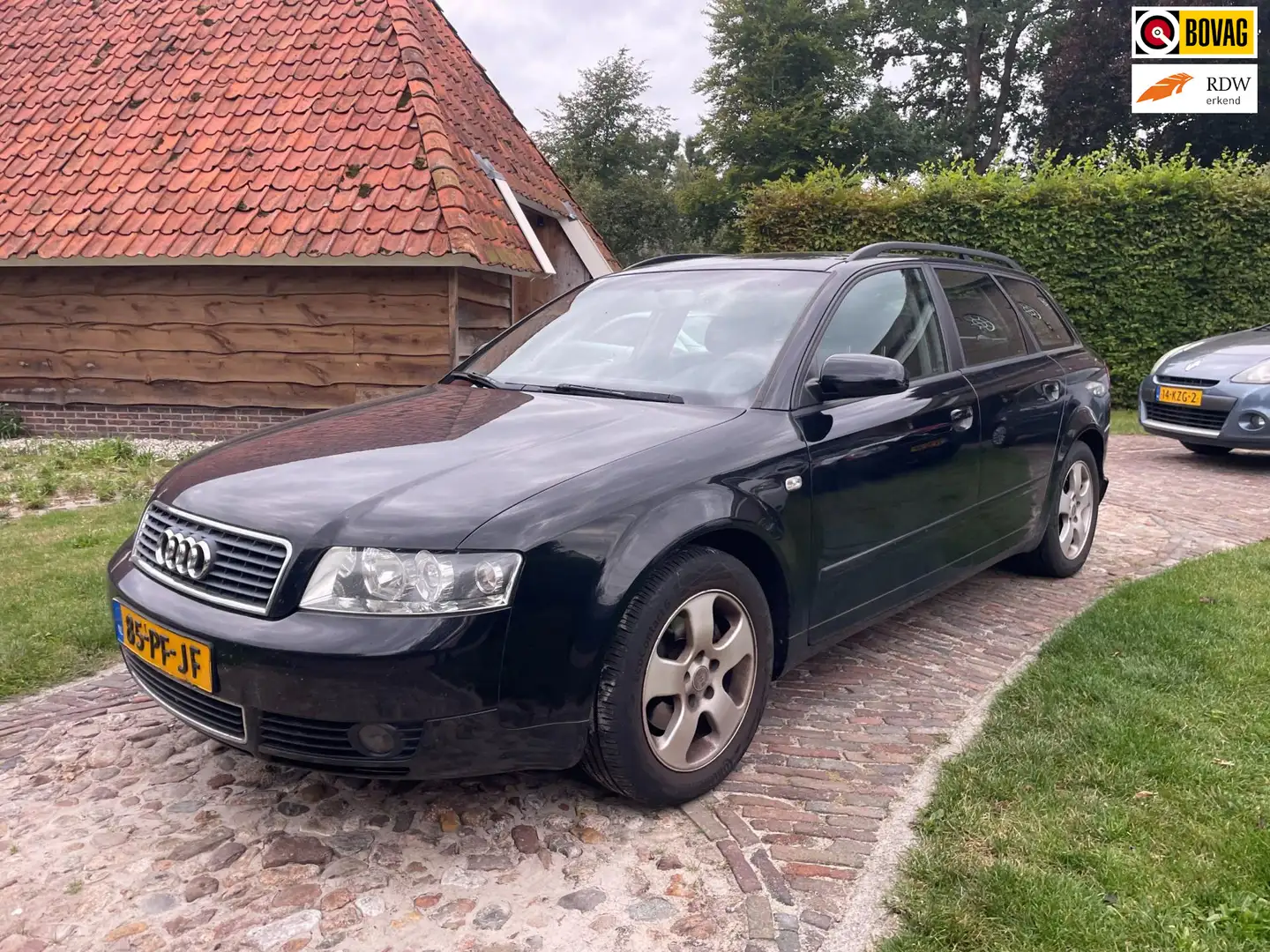 Audi A4 Avant 2.0-APK 10 2025- Zwart - 1