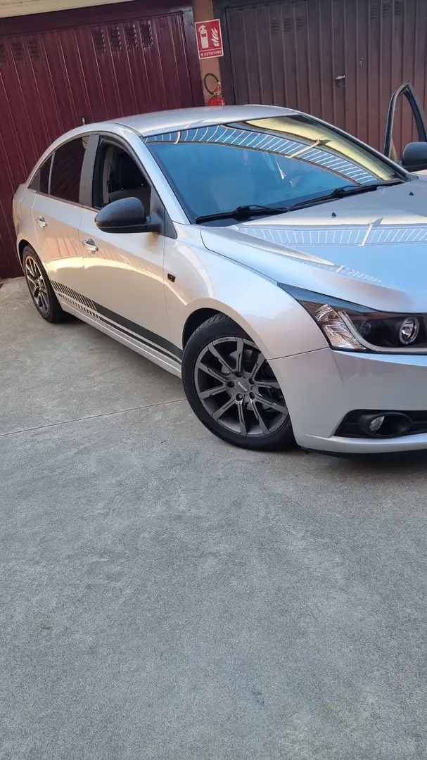 Chevrolet Cruze 2.0 LT - 1