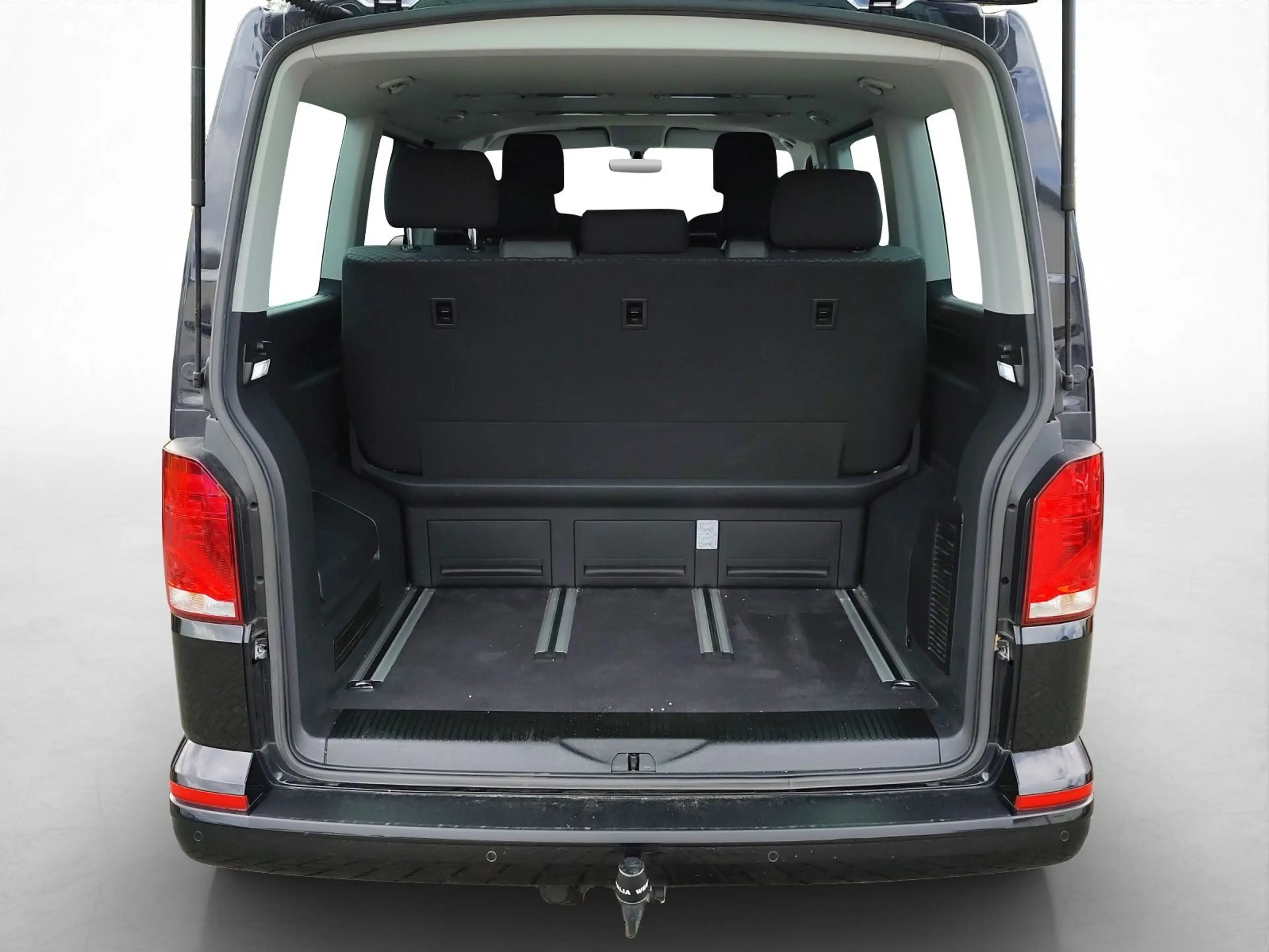 Volkswagen T6.1 Multivan 2.0 TDI DSG TRENDLINE*7-SITZER*AHK — photo 11