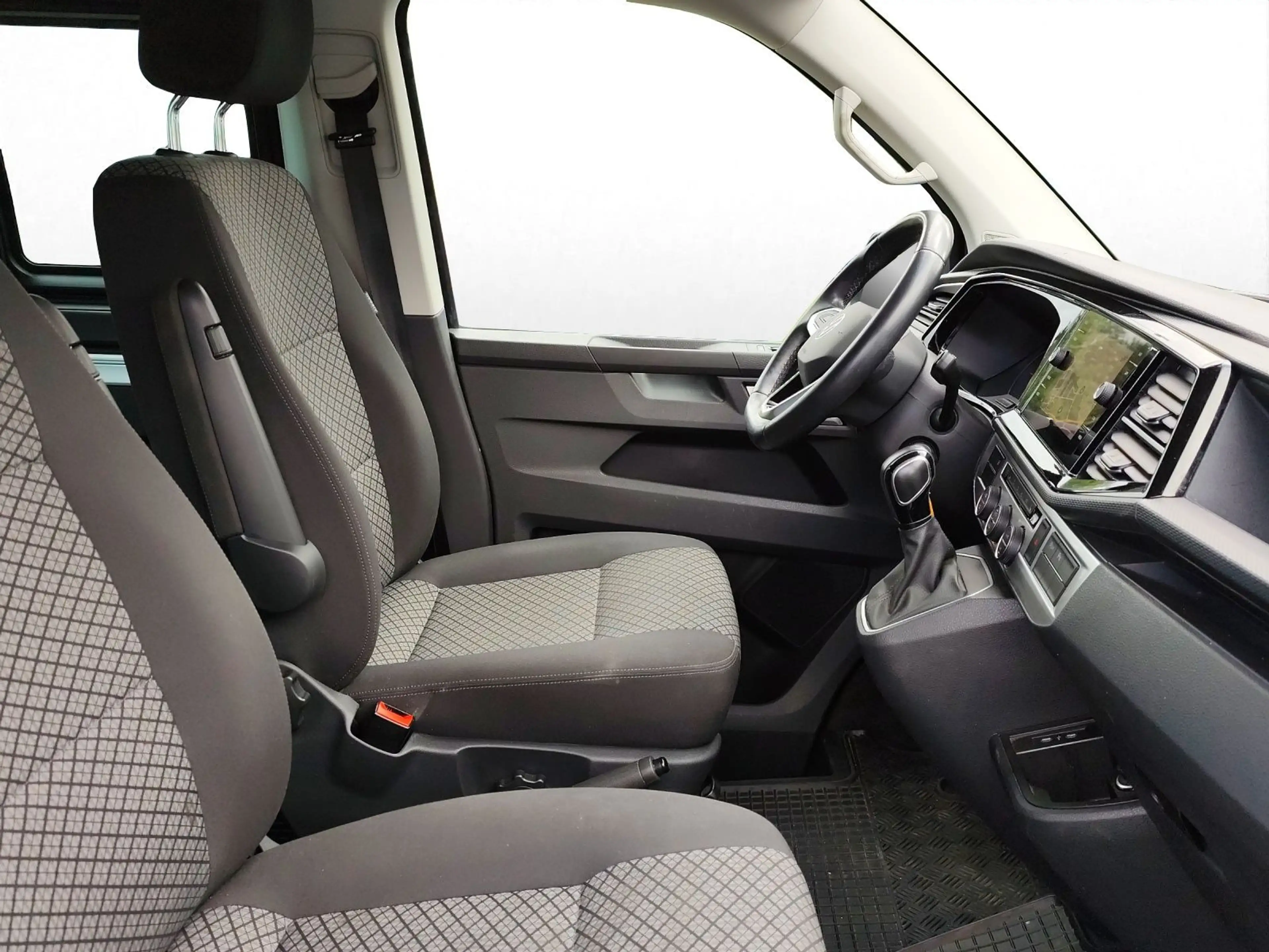 Volkswagen T6.1 Multivan 2.0 TDI DSG TRENDLINE*7-SITZER*AHK — photo 4