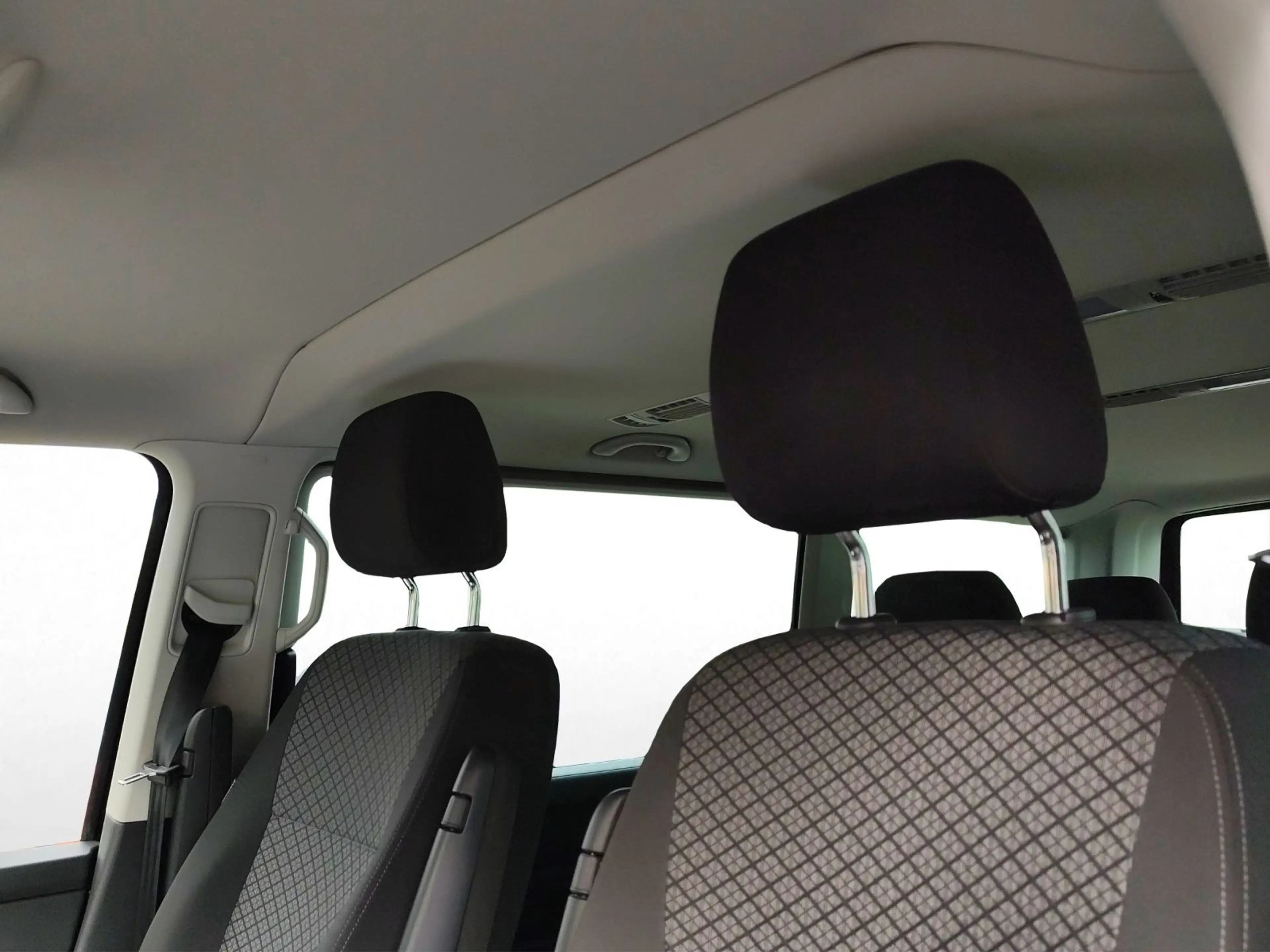 Volkswagen T6.1 Multivan 2.0 TDI DSG TRENDLINE*7-SITZER*AHK — photo 10