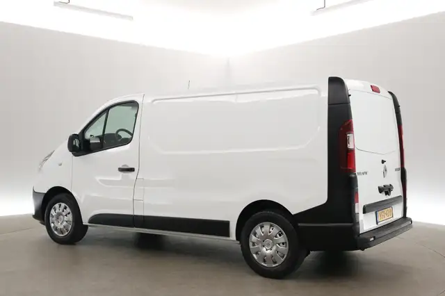 Renault Trafic view 4