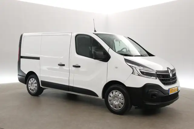 Renault Trafic view 6