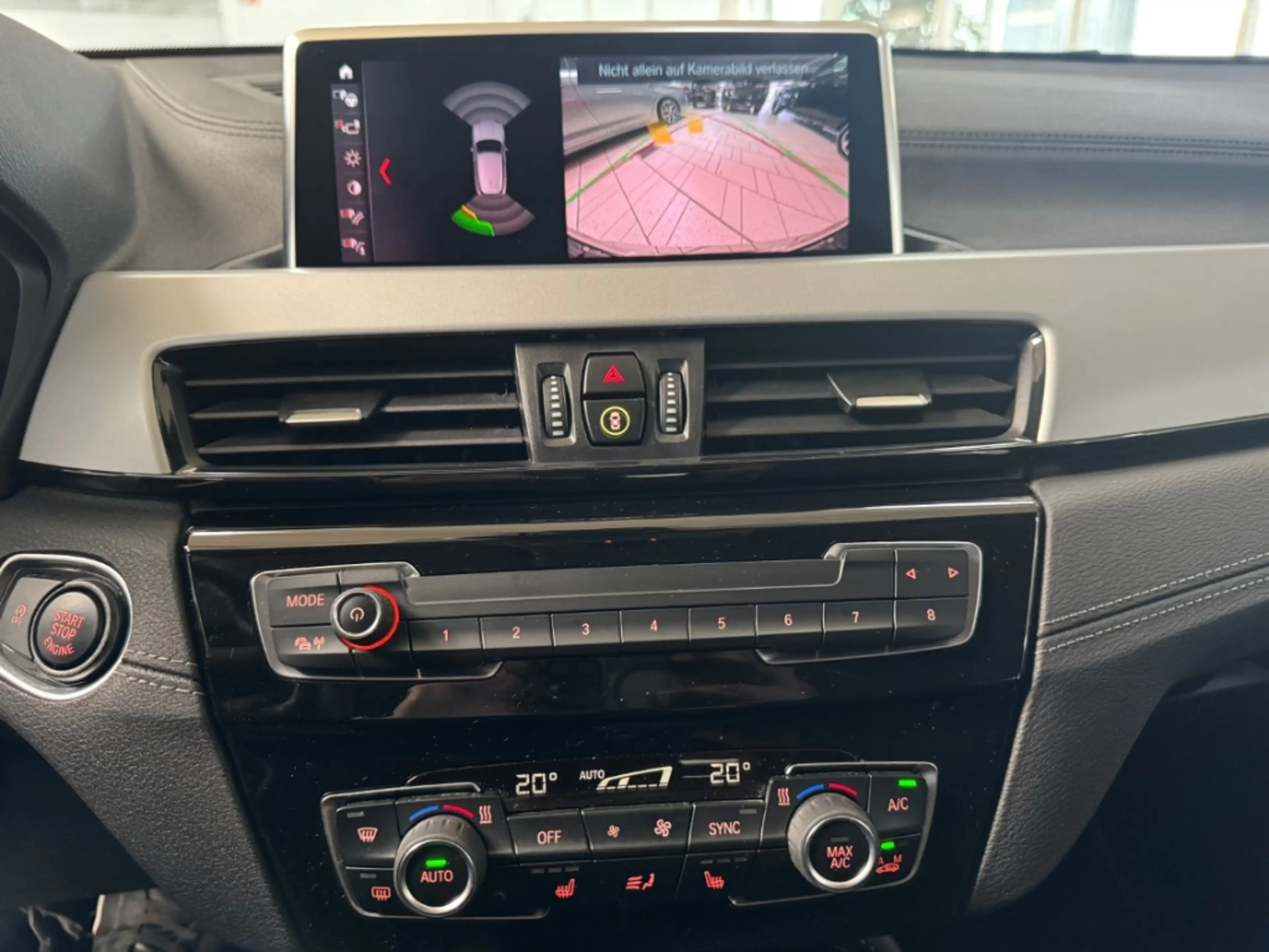 BMW X2 sDrive18i Navi LED El. Heckklappe Apple CarPlay An — photo 7