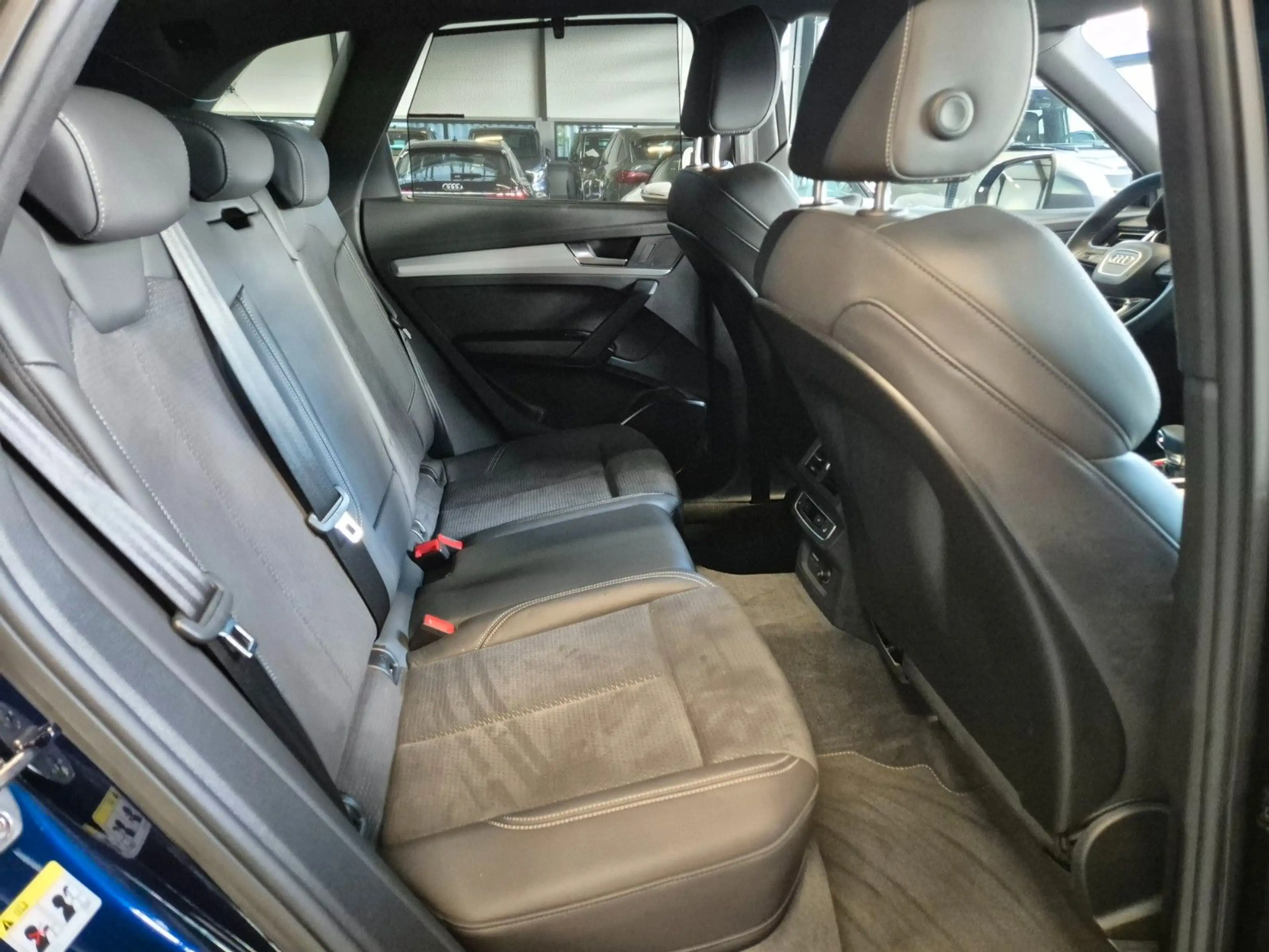 Audi SQ5 3.0 TDI MATRIX 360 AHK STDHZ PANO ACC MEMORY — photo 13