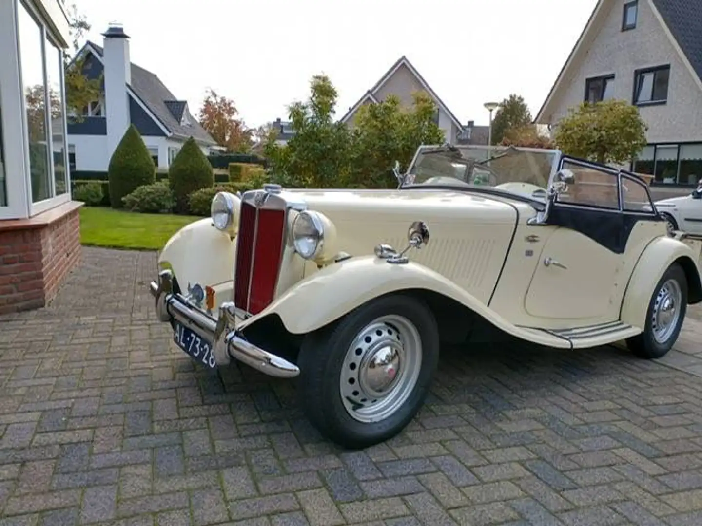 MG TD TD undefined Weiß - 1