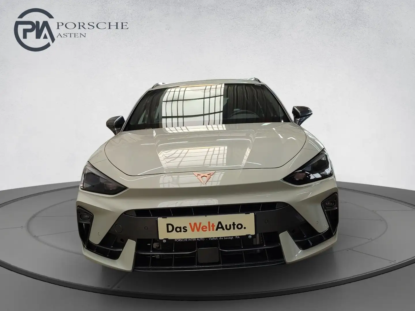 CUPRA Leon 1.5 eTSI DSG 150 PS Grau - 2