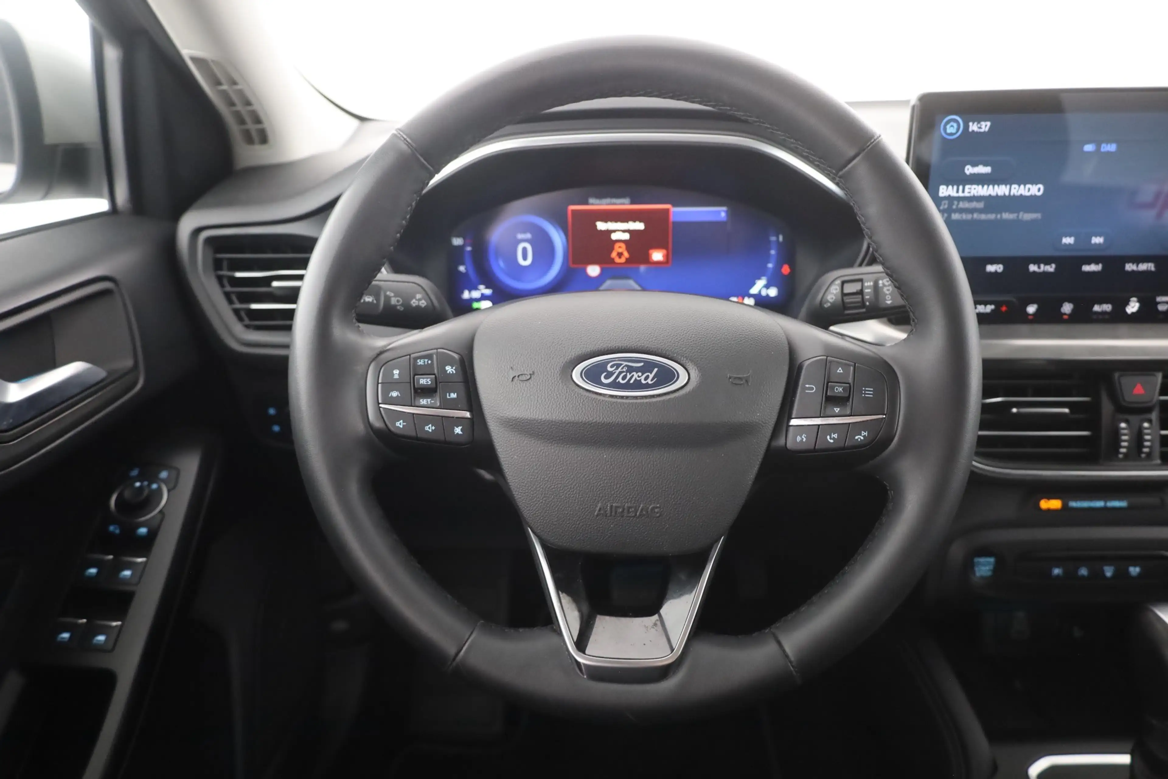 Ford Focus Turnier 1.0 Titanium X LED Navi ACC DAB — photo 15