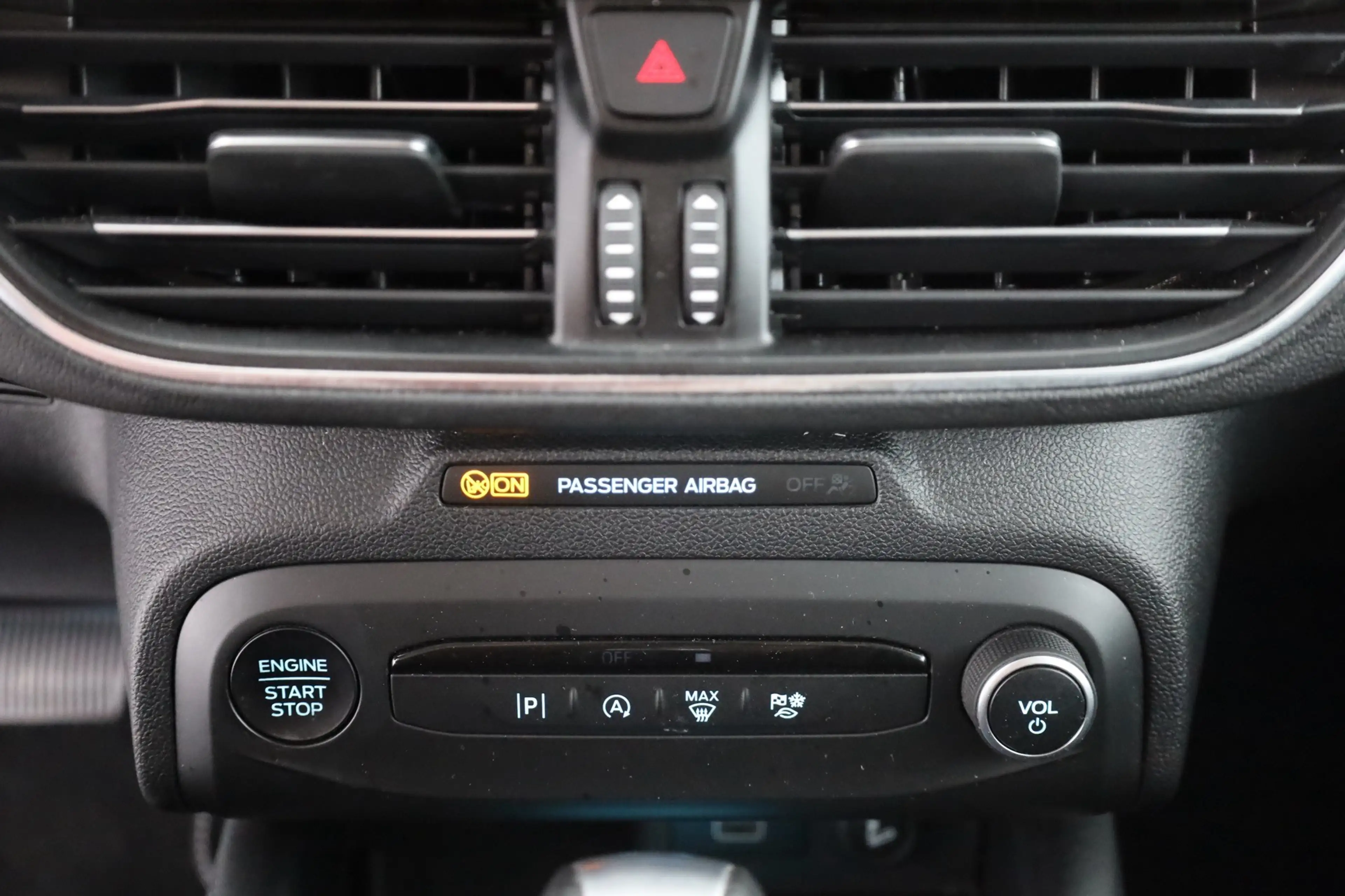 Ford Focus Turnier 1.0 Titanium X LED Navi ACC DAB — photo 12