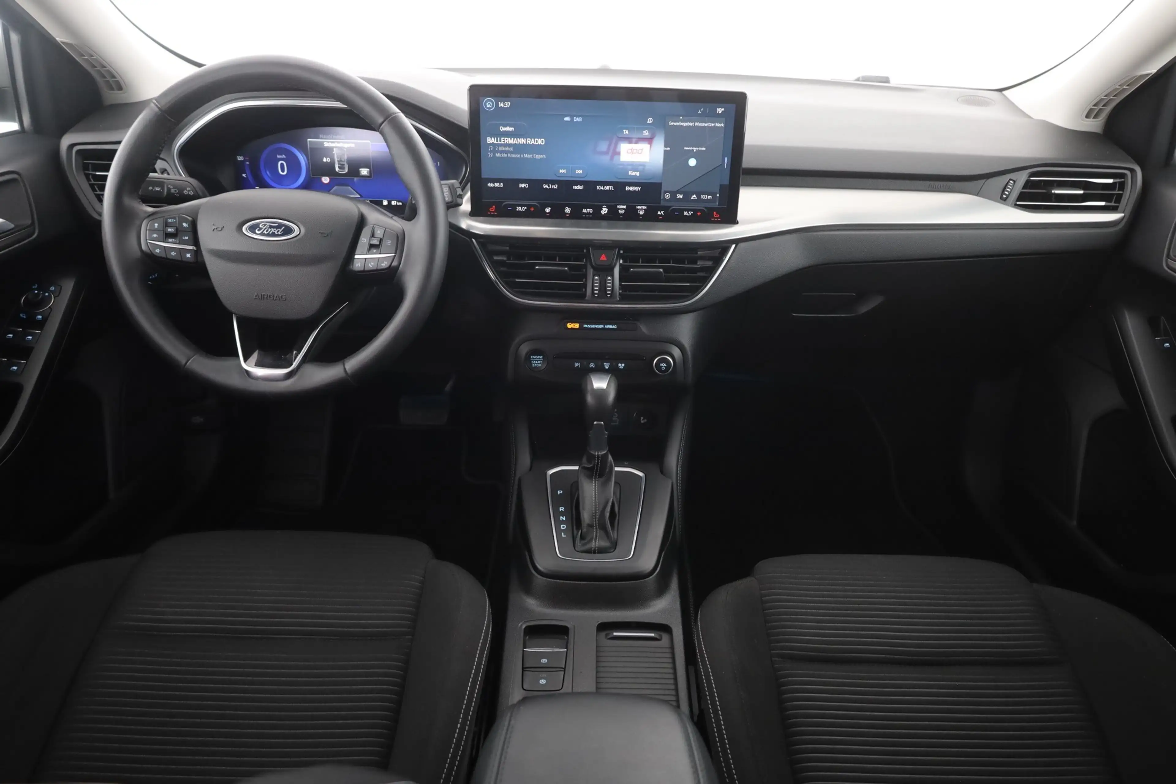 Ford Focus Turnier 1.0 Titanium X LED Navi ACC DAB — photo 9