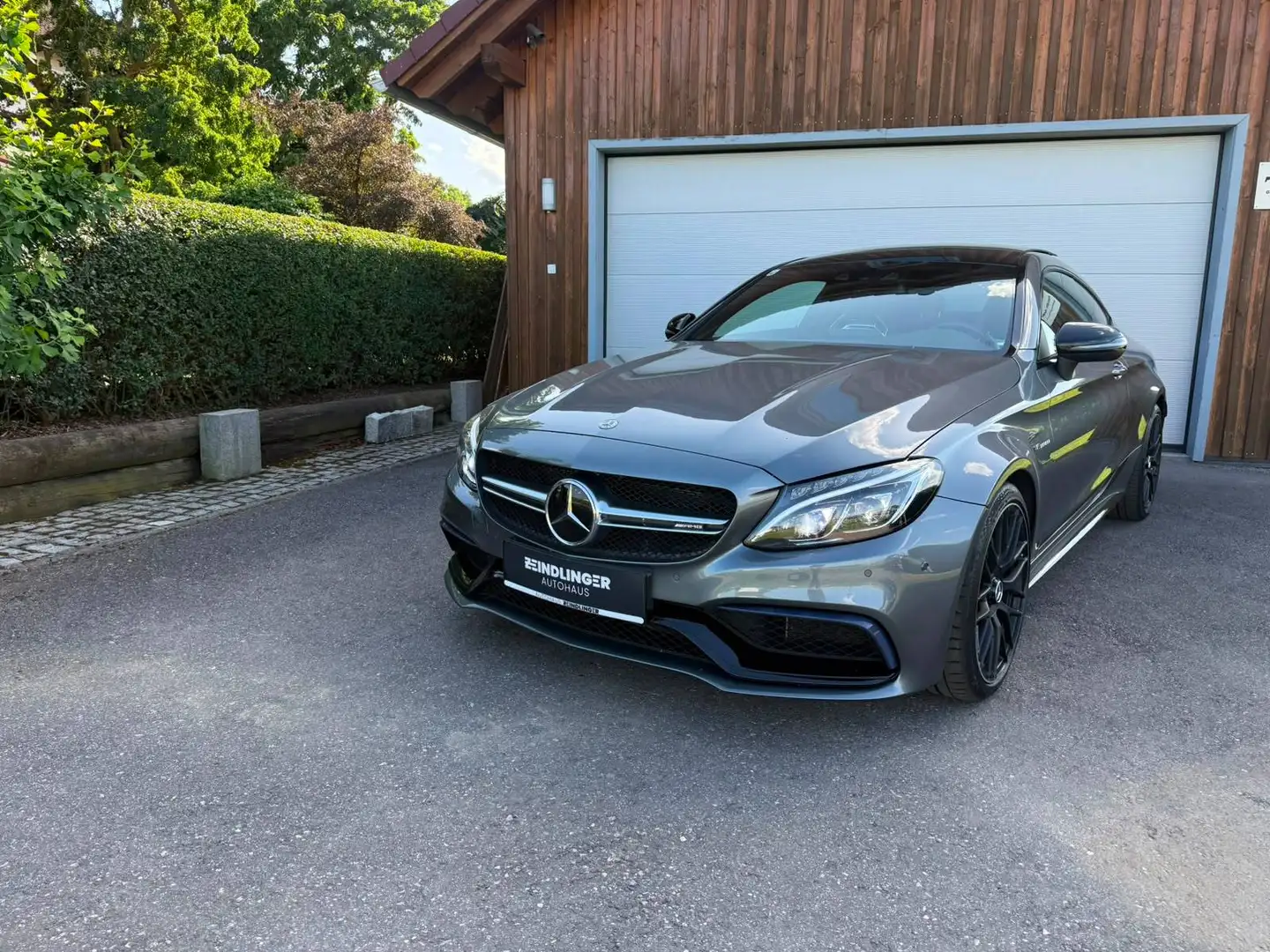 Mercedes-Benz C 63 AMG C 63 AMG Grau - 2