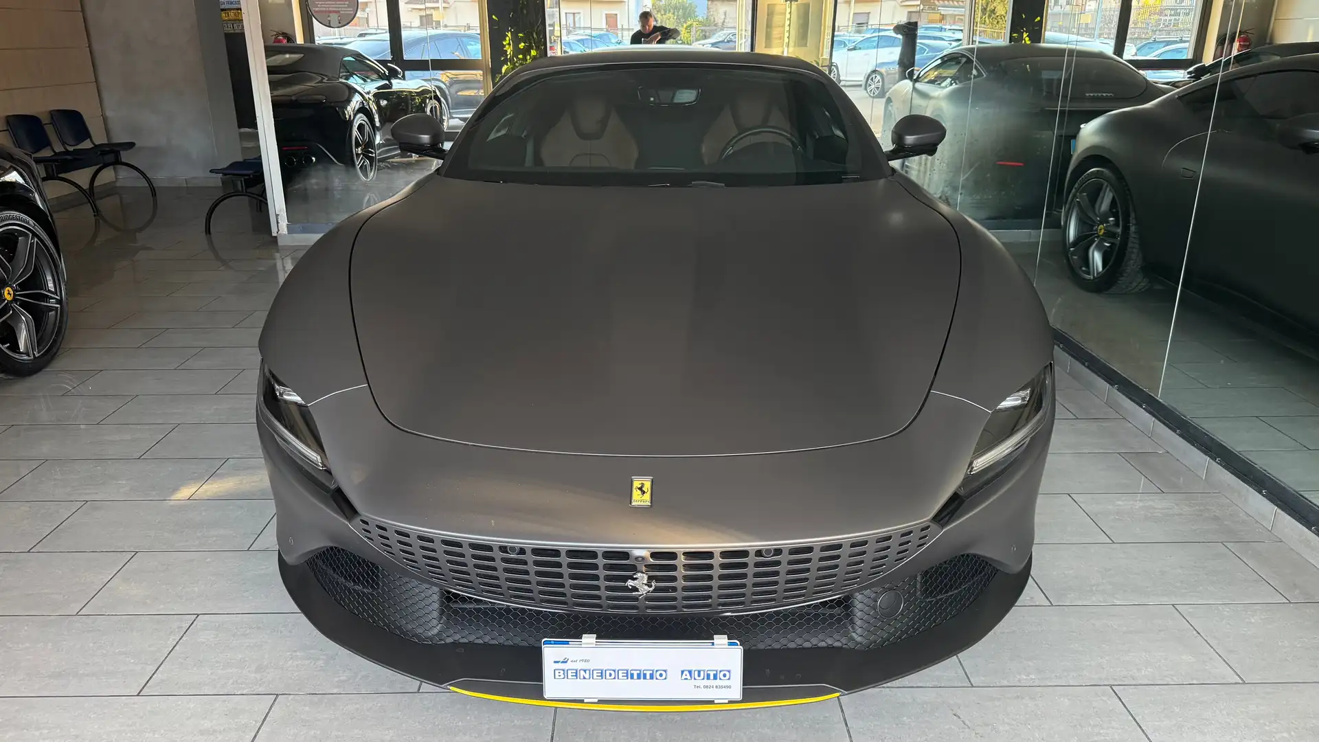 Ferrari Roma UFFICIALE ITALIA PARI AL NUOVO Grau - 1