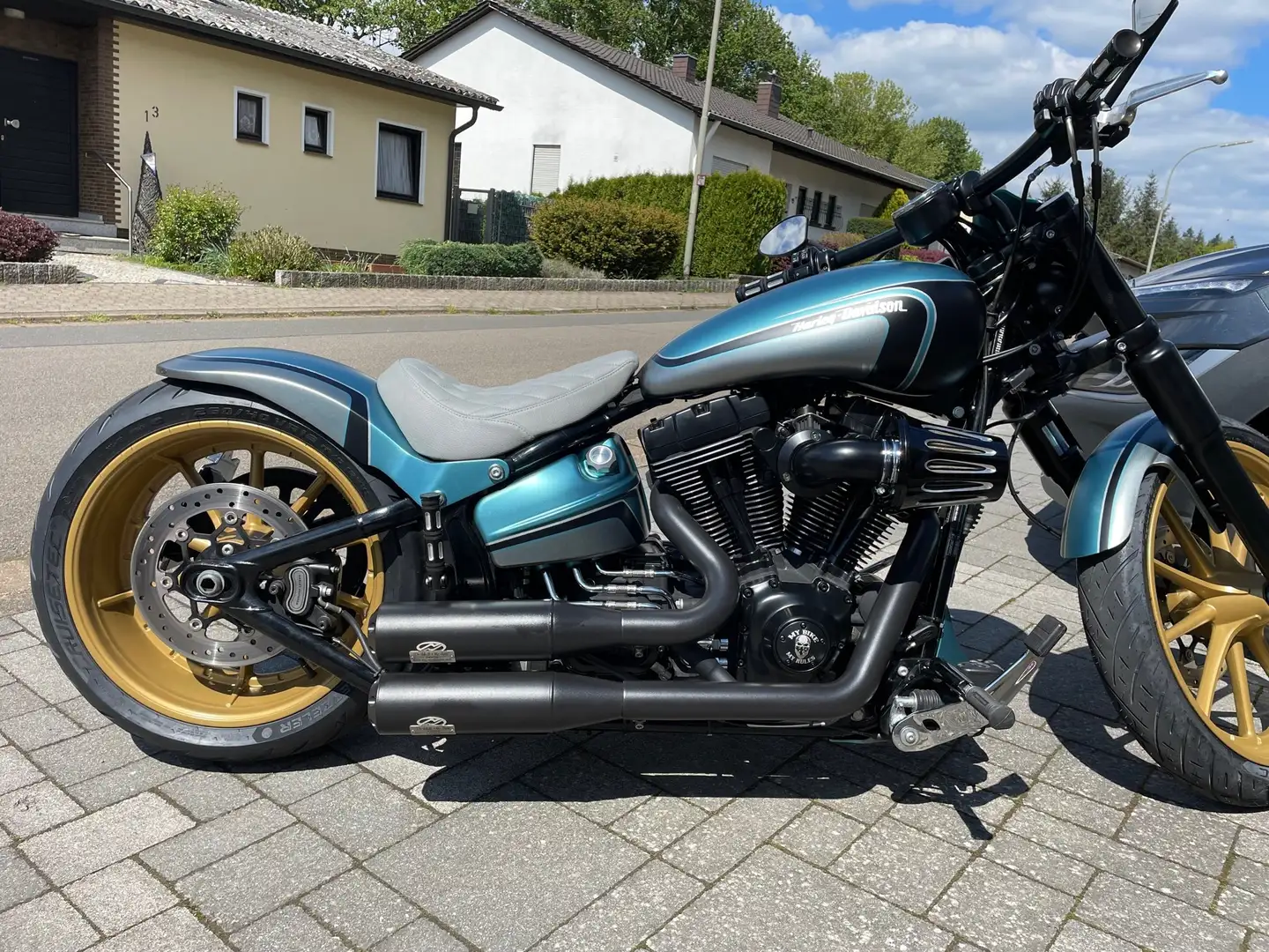 Harley-Davidson Breakout Breakout FXSB, 5HD1, Jekill&Hyde, Airride, 260Heck - 2
