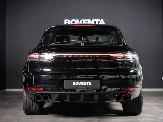 Porsche Macan view 9